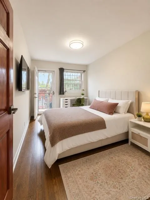 34-21 32nd Street, New York, NY, 3 Bedrooms Bedrooms, 5 Rooms Rooms,2 BathroomsBathrooms,Residential Lease,For Rent,32nd,0,1024952 34-21 32nd Street, New York, NY, 3 Bedrooms Bedrooms, 5 Rooms Rooms,2 BathroomsBathrooms,Residential Lease,For Rent,32nd,0,1024952