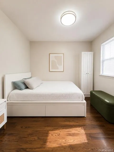 34-21 32nd Street, New York, NY, 3 Bedrooms Bedrooms, 5 Rooms Rooms,2 BathroomsBathrooms,Residential Lease,For Rent,32nd,0,1024952 34-21 32nd Street, New York, NY, 3 Bedrooms Bedrooms, 5 Rooms Rooms,2 BathroomsBathrooms,Residential Lease,For Rent,32nd,0,1024952