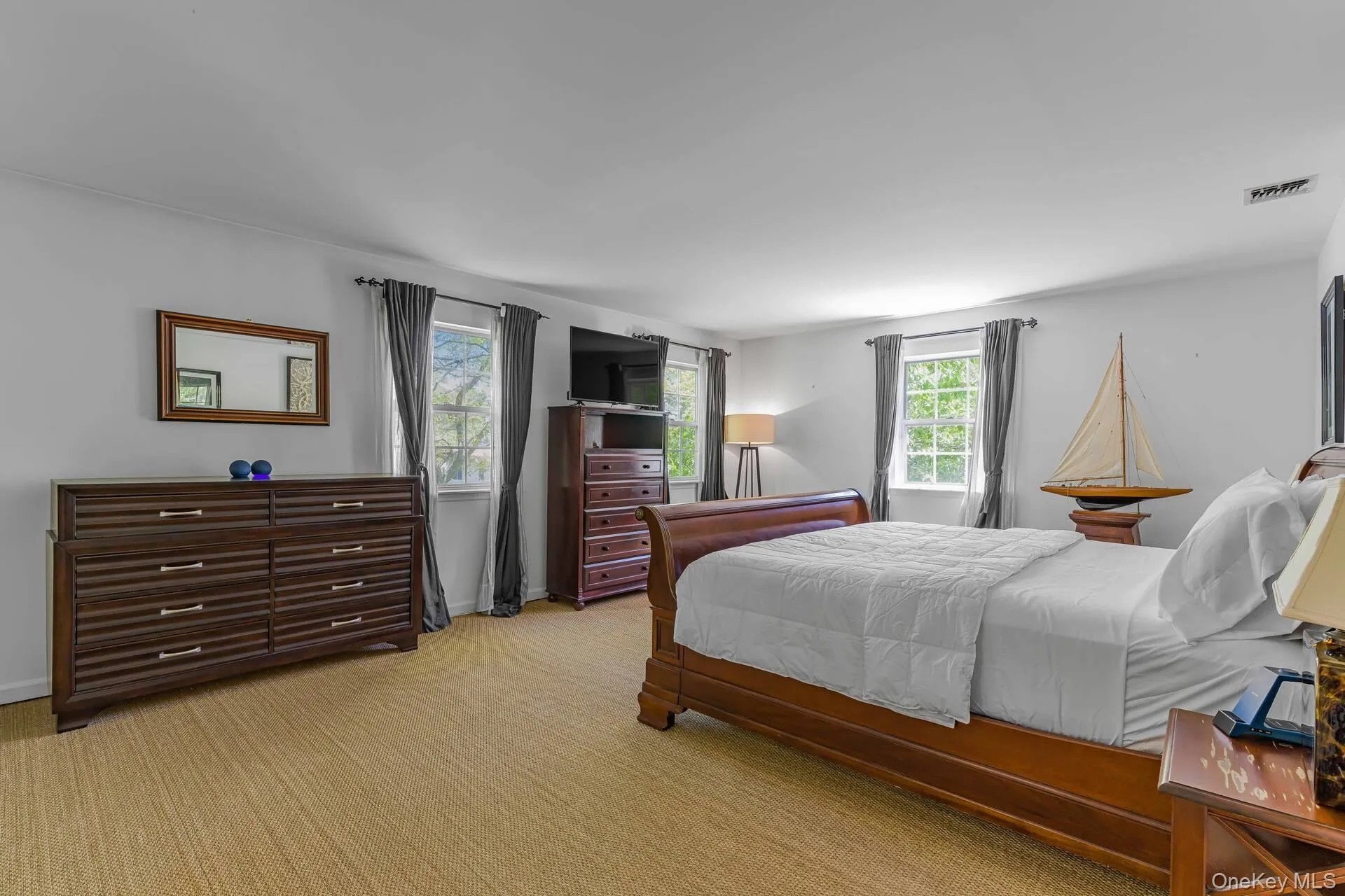 3 East Brook Road, Southampton, NY, 4 Bedrooms Bedrooms, 11 Rooms Rooms,2 BathroomsBathrooms,Residential Lease,For Rent,East Brook,0,1024960 3 East Brook Road, Southampton, NY, 4 Bedrooms Bedrooms, 11 Rooms Rooms,2 BathroomsBathrooms,Residential Lease,For Rent,East Brook,0,1024960