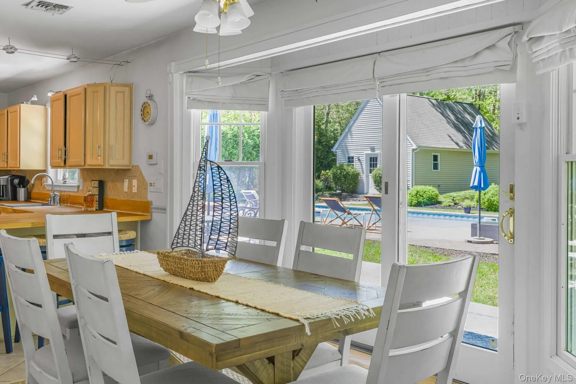 3 East Brook Road, Southampton, NY, 4 Bedrooms Bedrooms, 11 Rooms Rooms,2 BathroomsBathrooms,Residential Lease,For Rent,East Brook,0,1024960 3 East Brook Road, Southampton, NY, 4 Bedrooms Bedrooms, 11 Rooms Rooms,2 BathroomsBathrooms,Residential Lease,For Rent,East Brook,0,1024960
