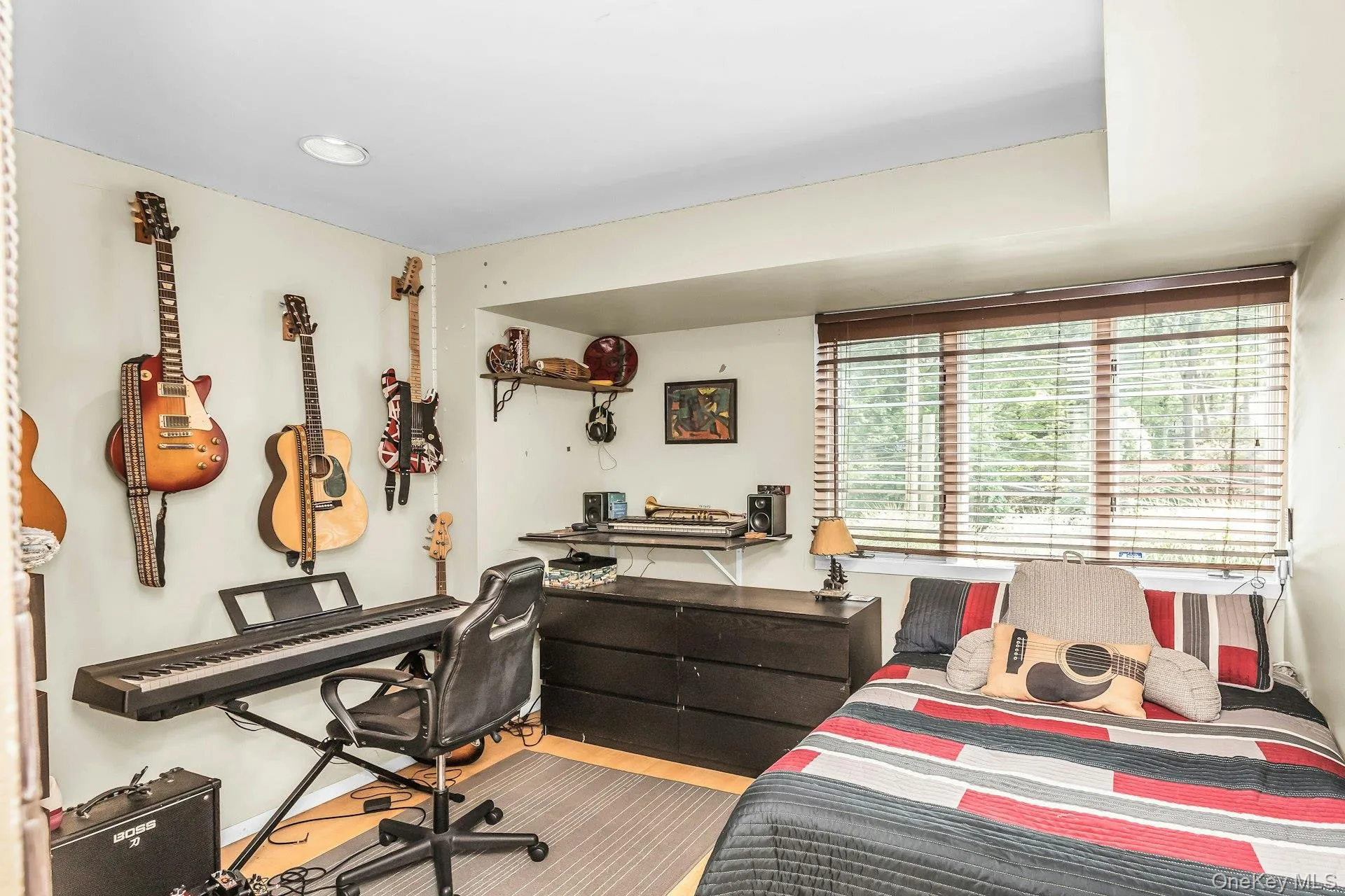 23 Highwood Road, Oyster Bay, NY, 4 Bedrooms Bedrooms, 14 Rooms Rooms,3 BathroomsBathrooms,Residential,For Rent,Highwood,0,1024963 23 Highwood Road, Oyster Bay, NY, 4 Bedrooms Bedrooms, 14 Rooms Rooms,3 BathroomsBathrooms,Residential,For Rent,Highwood,0,1024963