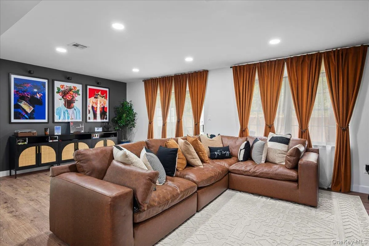 46 Pond Hill Lane, Montgomery, NY, 2 Bedrooms Bedrooms, 8 Rooms Rooms,2 BathroomsBathrooms,Residential,For Rent,Pond Hill,0,1024972 46 Pond Hill Lane, Montgomery, NY, 2 Bedrooms Bedrooms, 8 Rooms Rooms,2 BathroomsBathrooms,Residential,For Rent,Pond Hill,0,1024972