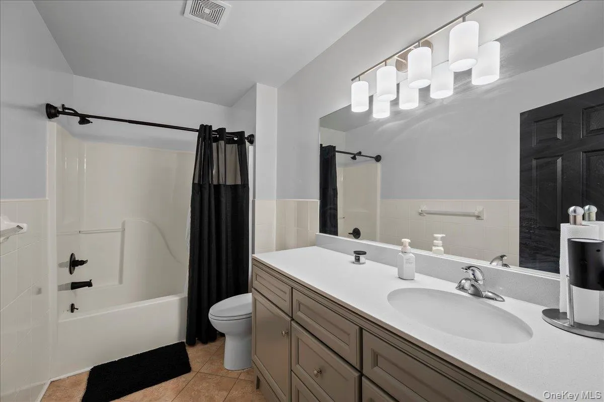 46 Pond Hill Lane, Montgomery, NY, 2 Bedrooms Bedrooms, 8 Rooms Rooms,2 BathroomsBathrooms,Residential,For Rent,Pond Hill,0,1024972 46 Pond Hill Lane, Montgomery, NY, 2 Bedrooms Bedrooms, 8 Rooms Rooms,2 BathroomsBathrooms,Residential,For Rent,Pond Hill,0,1024972
