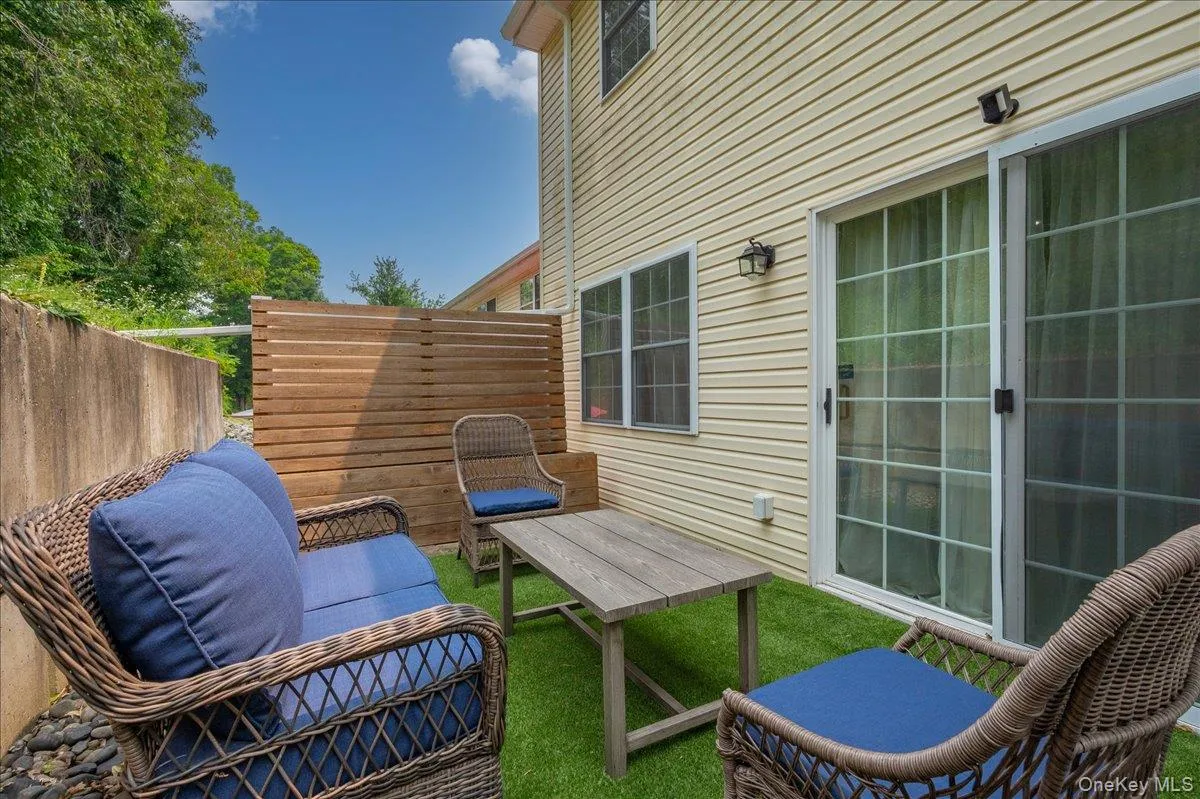 46 Pond Hill Lane, Montgomery, NY, 2 Bedrooms Bedrooms, 8 Rooms Rooms,2 BathroomsBathrooms,Residential,For Rent,Pond Hill,0,1024972 46 Pond Hill Lane, Montgomery, NY, 2 Bedrooms Bedrooms, 8 Rooms Rooms,2 BathroomsBathrooms,Residential,For Rent,Pond Hill,0,1024972