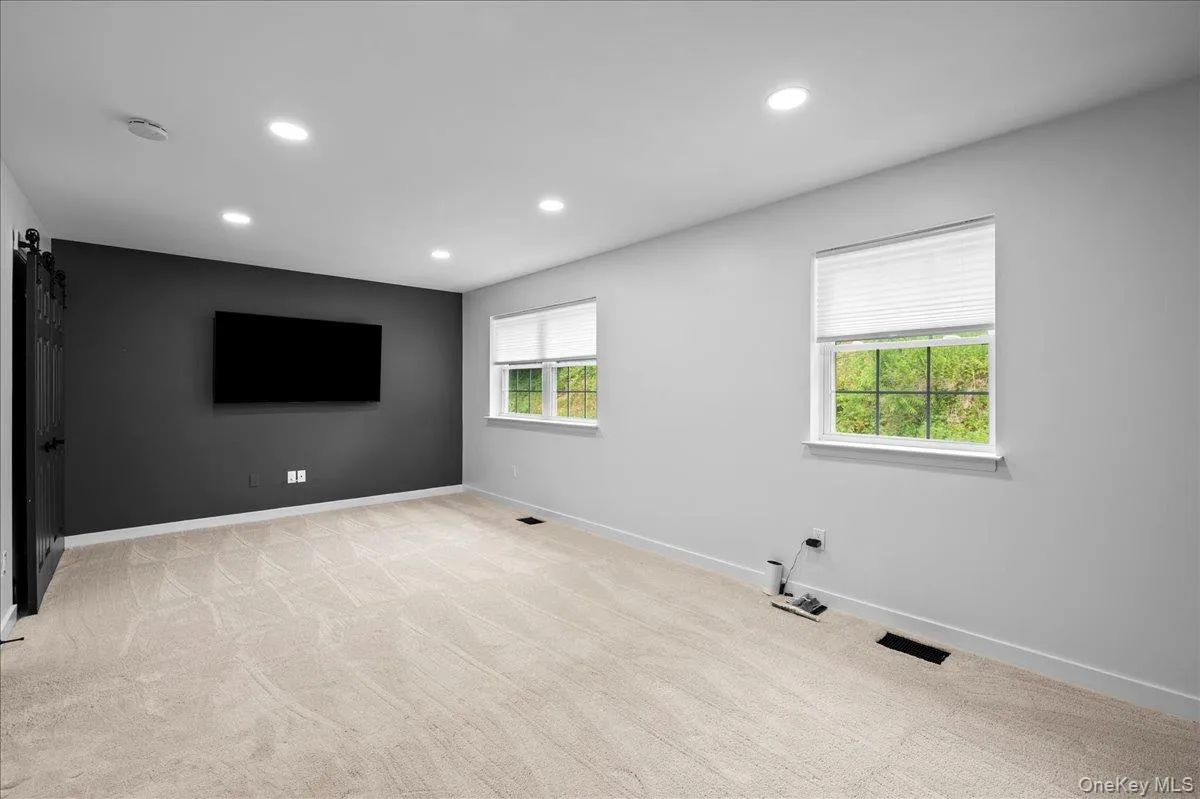 46 Pond Hill Lane, Montgomery, NY, 2 Bedrooms Bedrooms, 8 Rooms Rooms,2 BathroomsBathrooms,Residential,For Rent,Pond Hill,0,1024972 46 Pond Hill Lane, Montgomery, NY, 2 Bedrooms Bedrooms, 8 Rooms Rooms,2 BathroomsBathrooms,Residential,For Rent,Pond Hill,0,1024972
