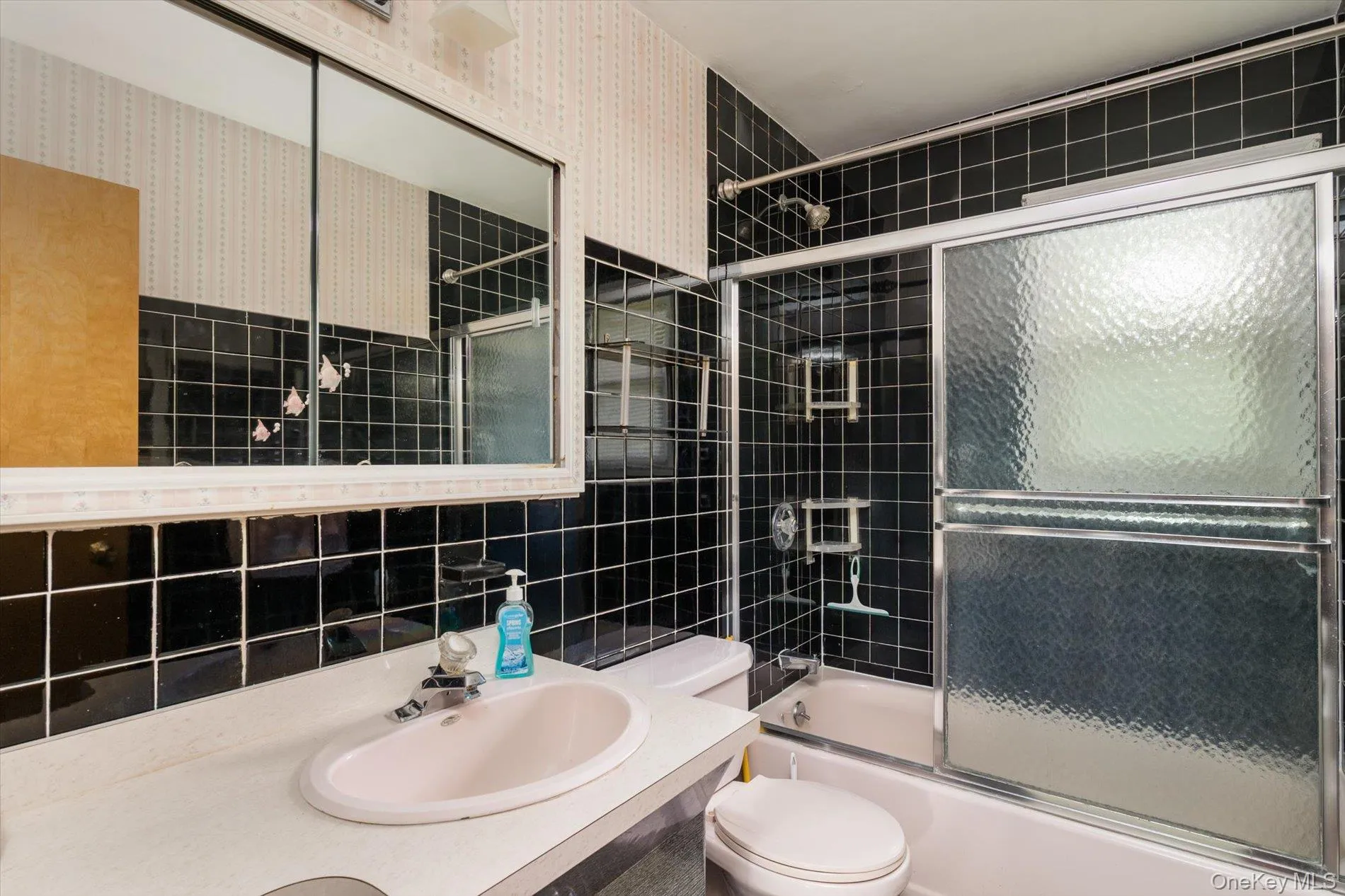 1162 Whitehall Lane, Hempstead, NY, 4 Bedrooms Bedrooms, 6 Rooms Rooms,1 BathroomBathrooms,Residential,For Rent,Whitehall,0,1024973 1162 Whitehall Lane, Hempstead, NY, 4 Bedrooms Bedrooms, 6 Rooms Rooms,1 BathroomBathrooms,Residential,For Rent,Whitehall,0,1024973
