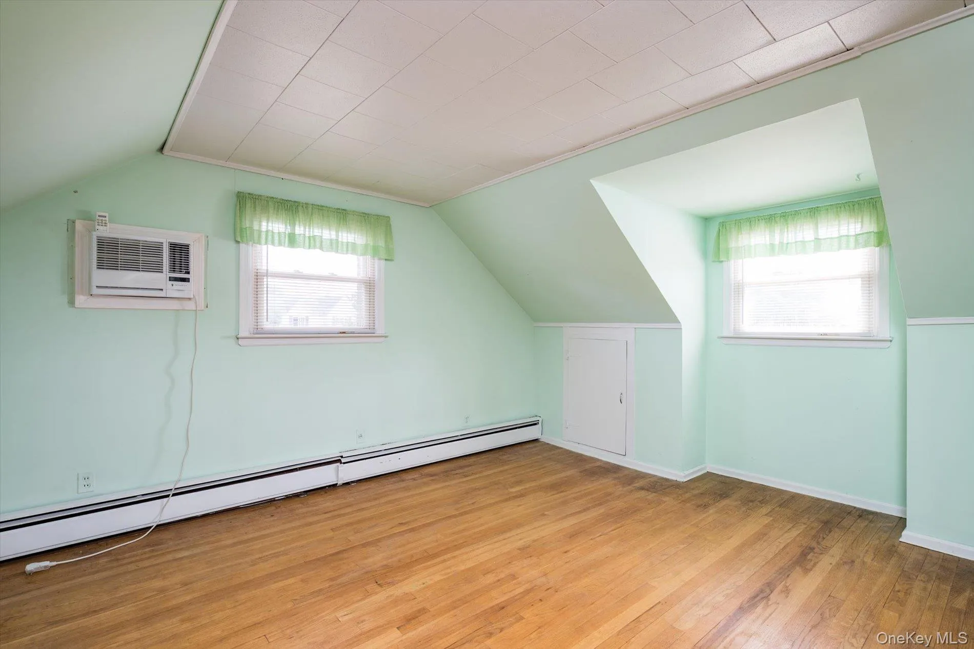 1162 Whitehall Lane, Hempstead, NY, 4 Bedrooms Bedrooms, 6 Rooms Rooms,1 BathroomBathrooms,Residential,For Rent,Whitehall,0,1024973 1162 Whitehall Lane, Hempstead, NY, 4 Bedrooms Bedrooms, 6 Rooms Rooms,1 BathroomBathrooms,Residential,For Rent,Whitehall,0,1024973