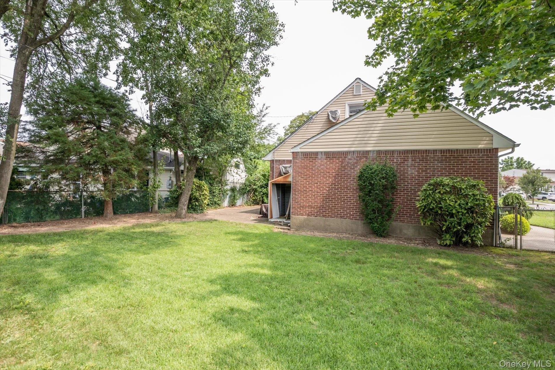 1162 Whitehall Lane, Hempstead, NY, 4 Bedrooms Bedrooms, 6 Rooms Rooms,1 BathroomBathrooms,Residential,For Rent,Whitehall,0,1024973 1162 Whitehall Lane, Hempstead, NY, 4 Bedrooms Bedrooms, 6 Rooms Rooms,1 BathroomBathrooms,Residential,For Rent,Whitehall,0,1024973