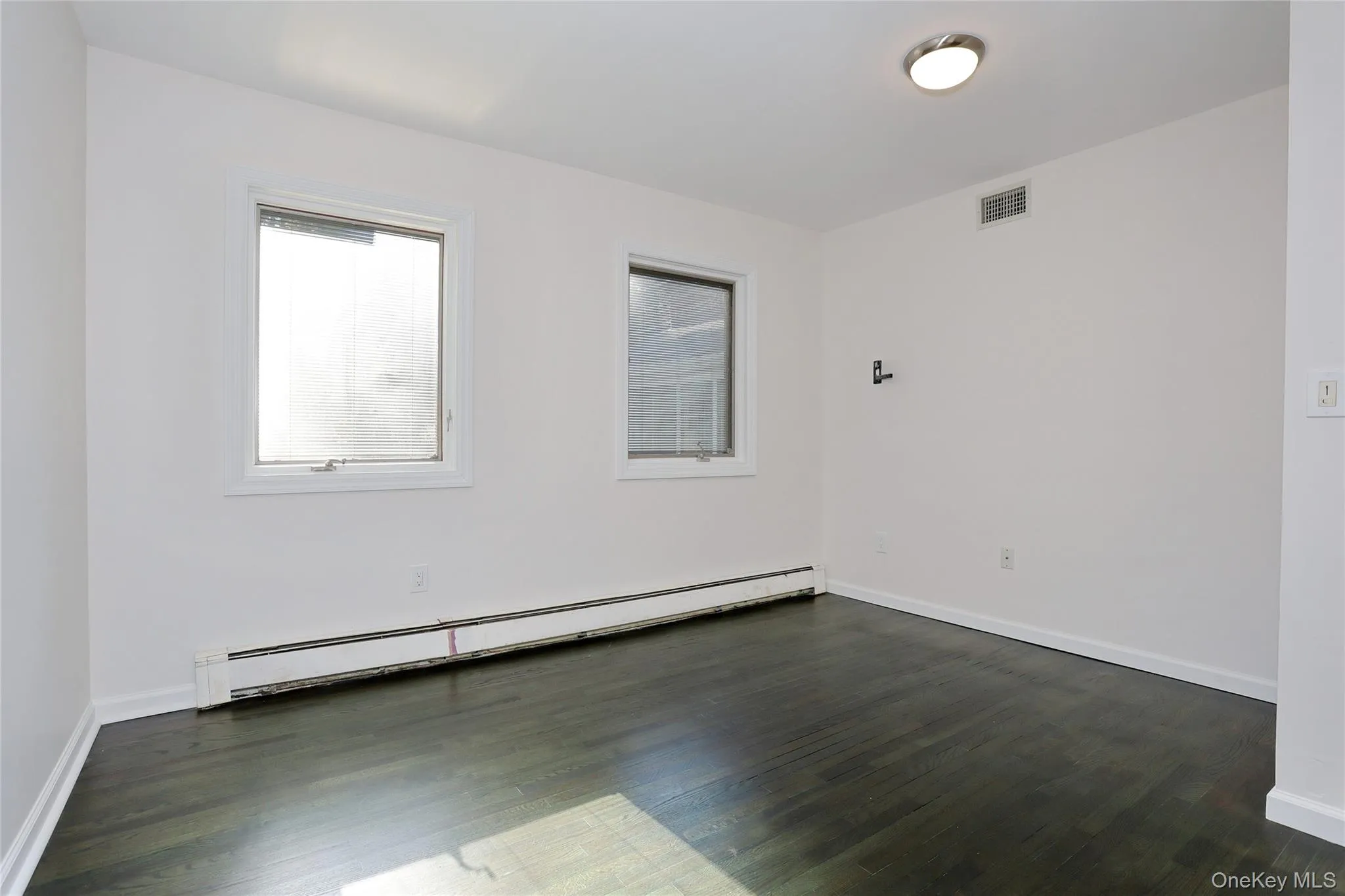 70 Buena Vista Road, Clarkstown, NY, 3 Bedrooms Bedrooms, 7 Rooms Rooms,2 BathroomsBathrooms,Residential,For Rent,Buena Vista,0,1024975 70 Buena Vista Road, Clarkstown, NY, 3 Bedrooms Bedrooms, 7 Rooms Rooms,2 BathroomsBathrooms,Residential,For Rent,Buena Vista,0,1024975