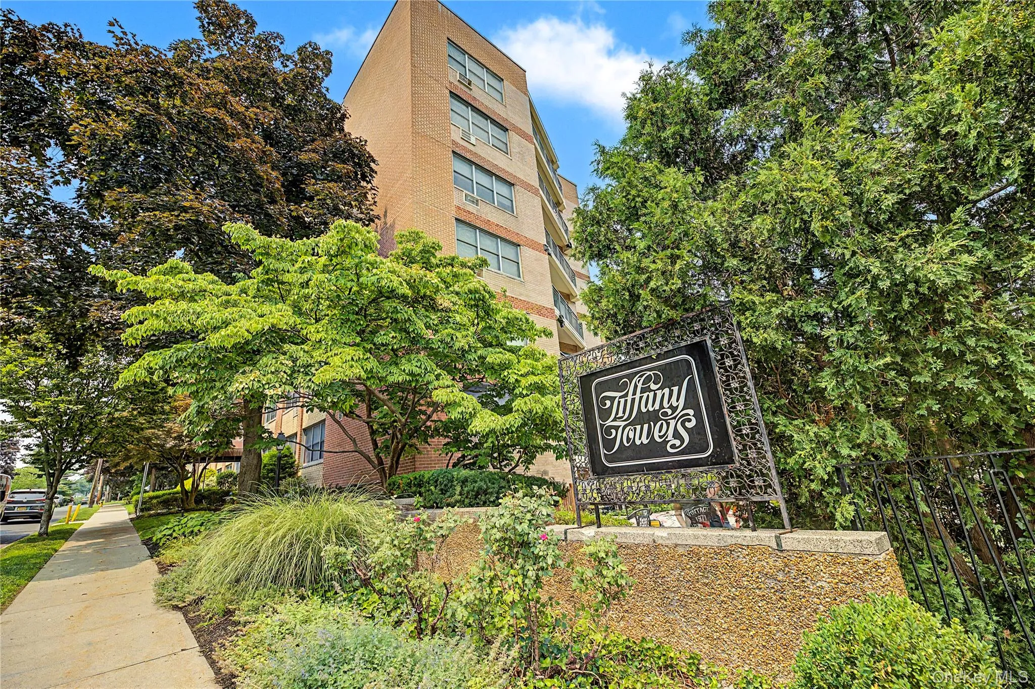 56 Doyer Avenue, White Plains, NY, 2 Bedrooms Bedrooms, 5 Rooms Rooms,2 BathroomsBathrooms,Residential,For Rent,Doyer,0,1024976 56 Doyer Avenue, White Plains, NY, 2 Bedrooms Bedrooms, 5 Rooms Rooms,2 BathroomsBathrooms,Residential,For Rent,Doyer,0,1024976
