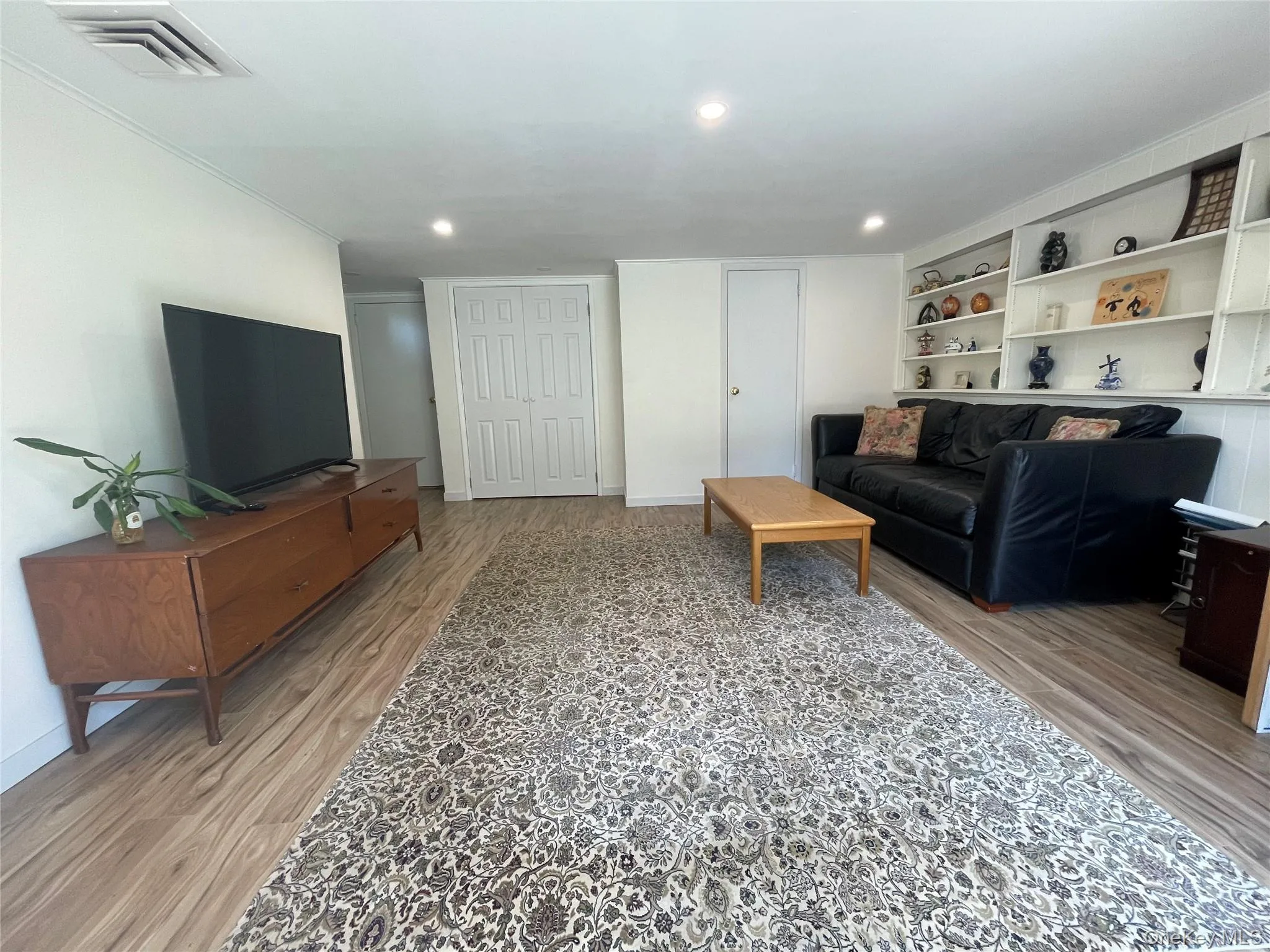 6 Preston Court, Glen Cove, NY, 3 Bedrooms Bedrooms, 7 Rooms Rooms,2 BathroomsBathrooms,Residential,For Rent,Preston,0,1024979 6 Preston Court, Glen Cove, NY, 3 Bedrooms Bedrooms, 7 Rooms Rooms,2 BathroomsBathrooms,Residential,For Rent,Preston,0,1024979