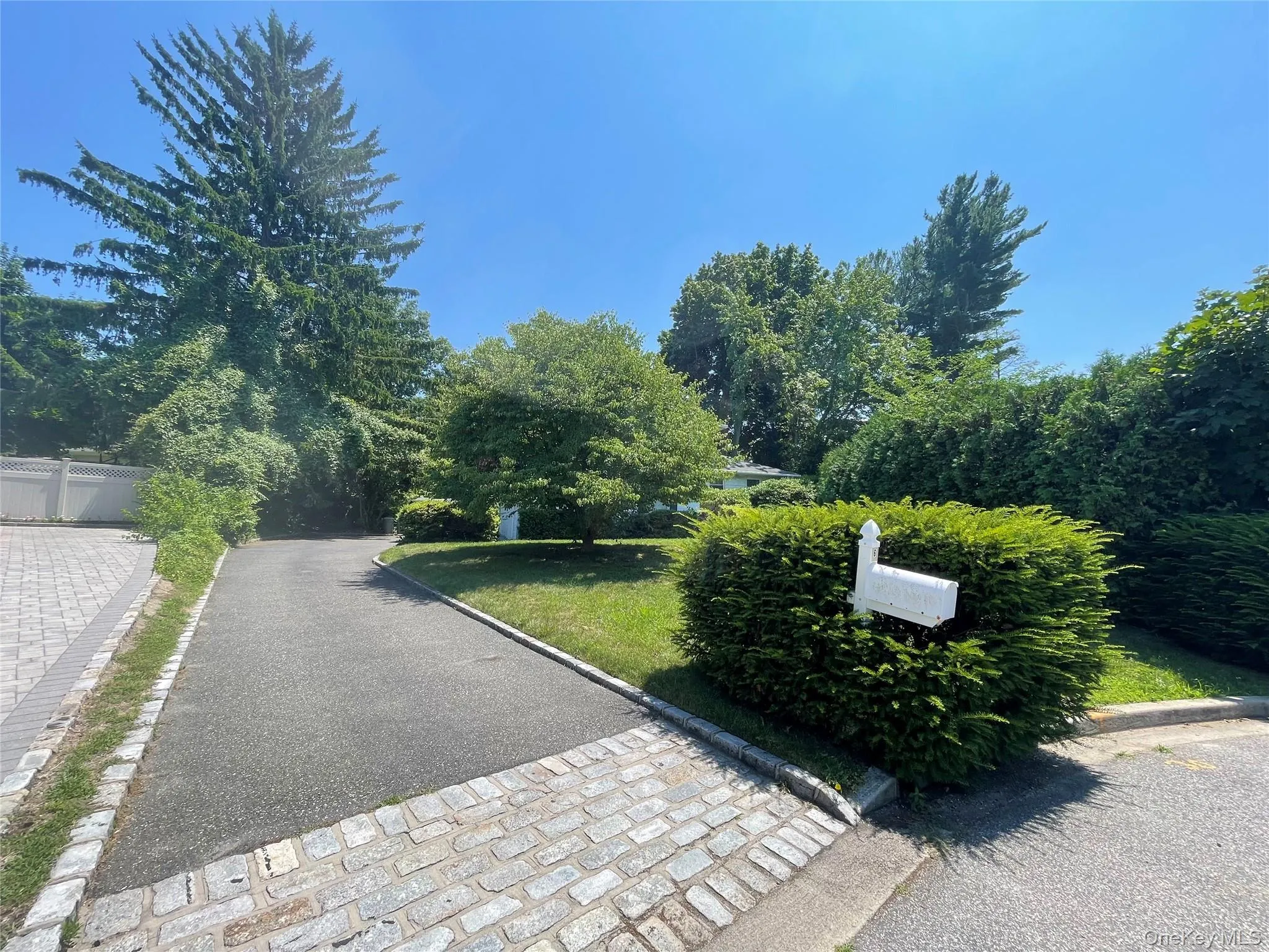 6 Preston Court, Glen Cove, NY, 3 Bedrooms Bedrooms, 7 Rooms Rooms,2 BathroomsBathrooms,Residential,For Rent,Preston,0,1024979 6 Preston Court, Glen Cove, NY, 3 Bedrooms Bedrooms, 7 Rooms Rooms,2 BathroomsBathrooms,Residential,For Rent,Preston,0,1024979
