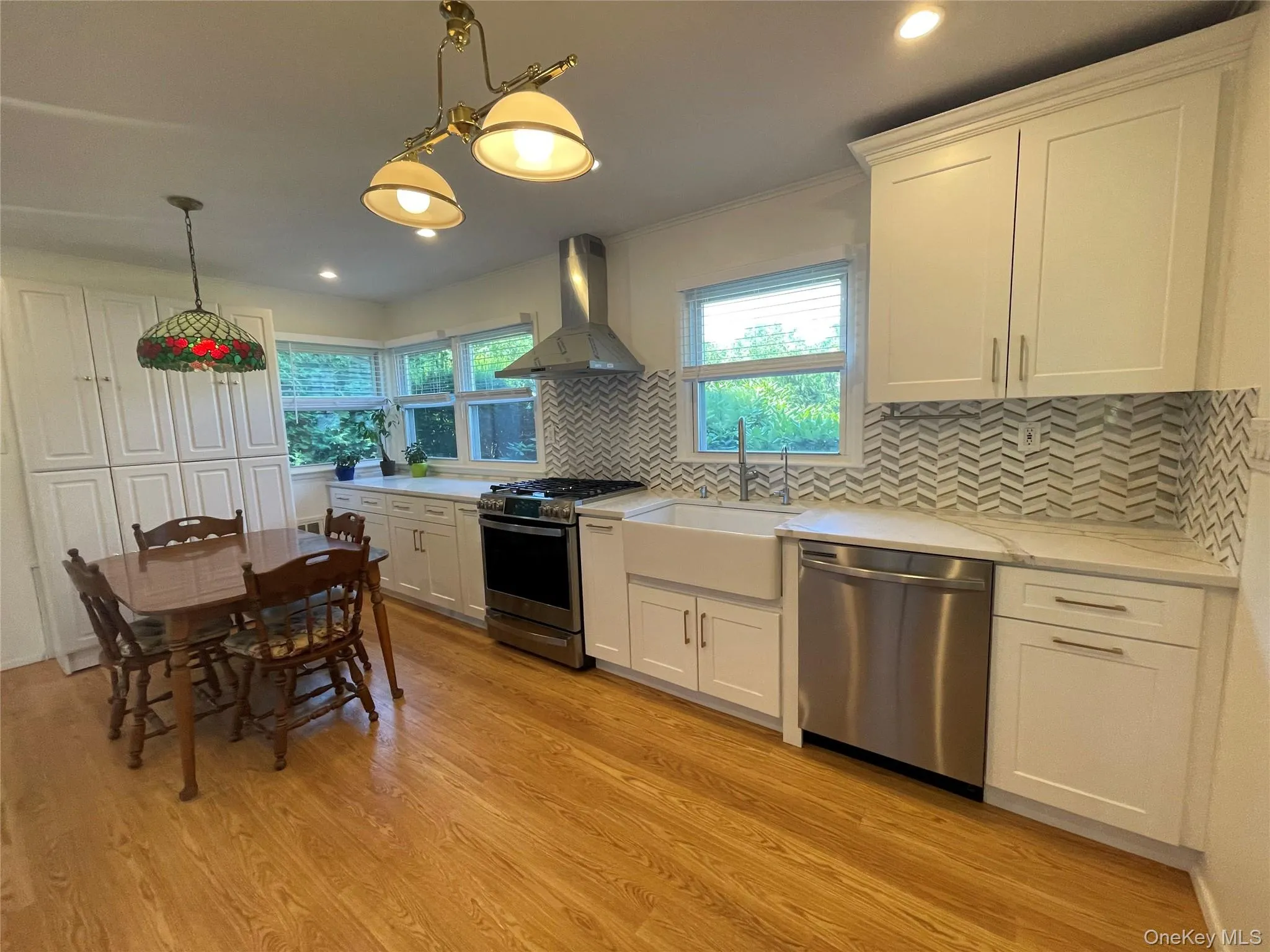 6 Preston Court, Glen Cove, NY, 3 Bedrooms Bedrooms, 7 Rooms Rooms,2 BathroomsBathrooms,Residential,For Rent,Preston,0,1024979 6 Preston Court, Glen Cove, NY, 3 Bedrooms Bedrooms, 7 Rooms Rooms,2 BathroomsBathrooms,Residential,For Rent,Preston,0,1024979