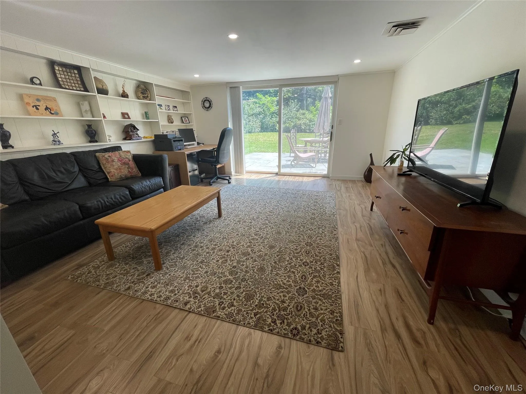 6 Preston Court, Glen Cove, NY, 3 Bedrooms Bedrooms, 7 Rooms Rooms,2 BathroomsBathrooms,Residential,For Rent,Preston,0,1024979 6 Preston Court, Glen Cove, NY, 3 Bedrooms Bedrooms, 7 Rooms Rooms,2 BathroomsBathrooms,Residential,For Rent,Preston,0,1024979