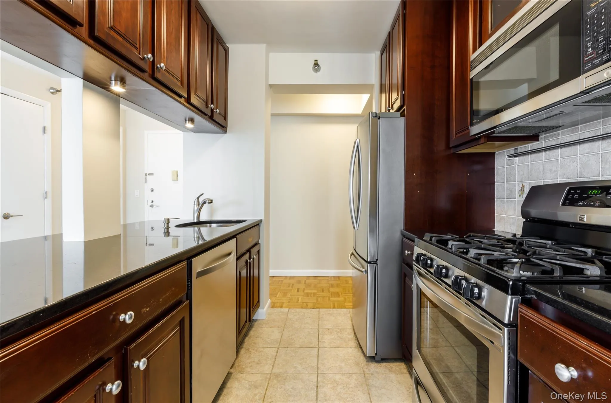4-74 48Th Avenue, New York, NY, 1 Bedroom Bedrooms, 4 Rooms Rooms,1 BathroomBathrooms,Residential Lease,For Rent,48Th,0,1024982 4-74 48Th Avenue, New York, NY, 1 Bedroom Bedrooms, 4 Rooms Rooms,1 BathroomBathrooms,Residential Lease,For Rent,48Th,0,1024982