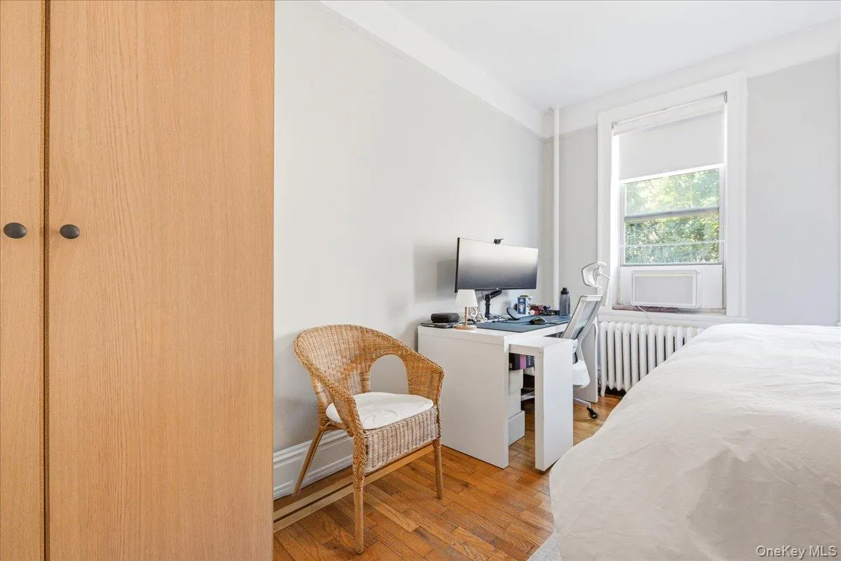 37-28 80th Street, New York, NY, 2 Bedrooms Bedrooms, 5 Rooms Rooms,1 BathroomBathrooms,Residential,For Rent,80th,0,1024983 37-28 80th Street, New York, NY, 2 Bedrooms Bedrooms, 5 Rooms Rooms,1 BathroomBathrooms,Residential,For Rent,80th,0,1024983