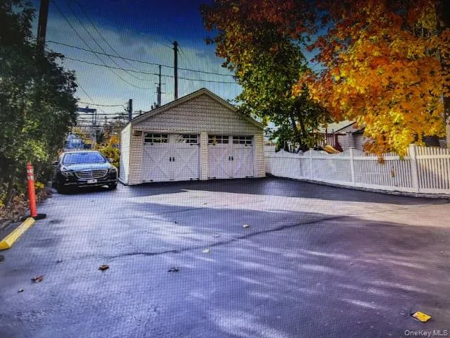 40 South Bayles Avenue, North Hempstead, NY, 1 Bedroom Bedrooms, 3 Rooms Rooms,1 BathroomBathrooms,Residential Lease,For Rent,South Bayles,0,1024984 40 South Bayles Avenue, North Hempstead, NY, 1 Bedroom Bedrooms, 3 Rooms Rooms,1 BathroomBathrooms,Residential Lease,For Rent,South Bayles,0,1024984