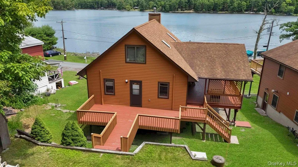 111 Mohican Trail, Lumberland, NY, 3 Bedrooms Bedrooms, 7 Rooms Rooms,2 BathroomsBathrooms,Residential,For Rent,Mohican,0,1024987 111 Mohican Trail, Lumberland, NY, 3 Bedrooms Bedrooms, 7 Rooms Rooms,2 BathroomsBathrooms,Residential,For Rent,Mohican,0,1024987