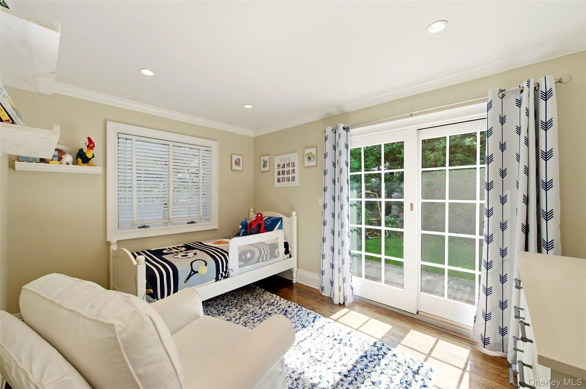1273 Lake Shore Drive, Oyster Bay, NY, 3 Bedrooms Bedrooms, 6 Rooms Rooms,2 BathroomsBathrooms,Residential,For Rent,Lake Shore,0,1024988 1273 Lake Shore Drive, Oyster Bay, NY, 3 Bedrooms Bedrooms, 6 Rooms Rooms,2 BathroomsBathrooms,Residential,For Rent,Lake Shore,0,1024988