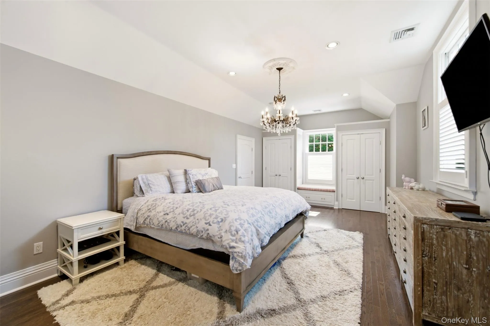 1273 Lake Shore Drive, Oyster Bay, NY, 3 Bedrooms Bedrooms, 6 Rooms Rooms,2 BathroomsBathrooms,Residential,For Rent,Lake Shore,0,1024988 1273 Lake Shore Drive, Oyster Bay, NY, 3 Bedrooms Bedrooms, 6 Rooms Rooms,2 BathroomsBathrooms,Residential,For Rent,Lake Shore,0,1024988