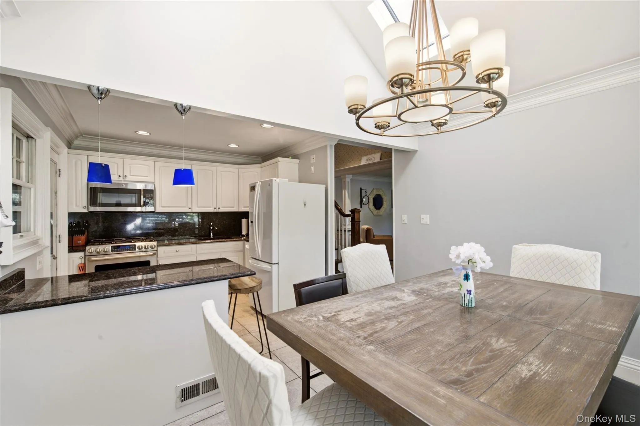 1273 Lake Shore Drive, Oyster Bay, NY, 3 Bedrooms Bedrooms, 6 Rooms Rooms,2 BathroomsBathrooms,Residential,For Rent,Lake Shore,0,1024988 1273 Lake Shore Drive, Oyster Bay, NY, 3 Bedrooms Bedrooms, 6 Rooms Rooms,2 BathroomsBathrooms,Residential,For Rent,Lake Shore,0,1024988
