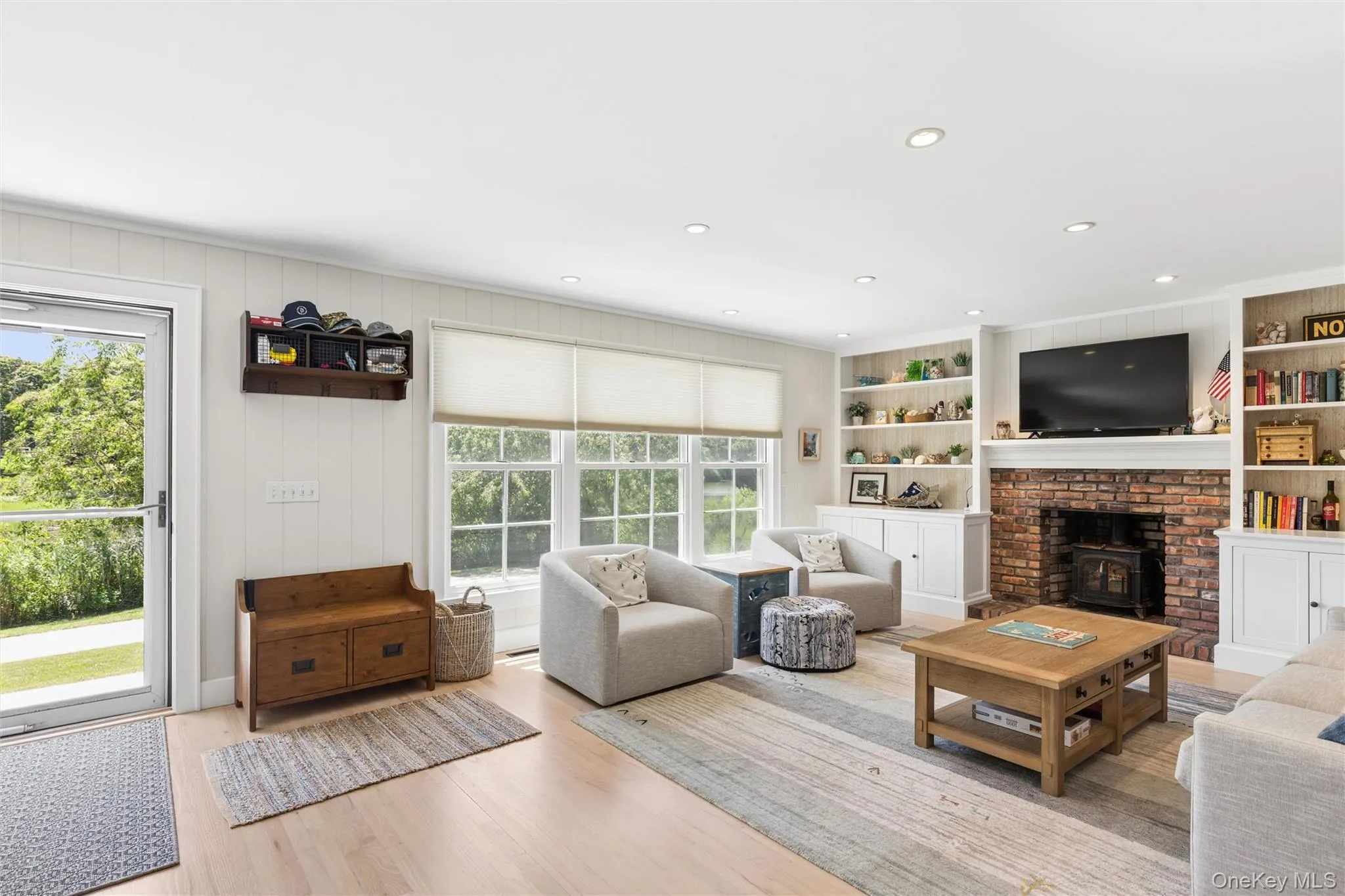 570 Hippodrome Drive, Southold, NY, 3 Bedrooms Bedrooms, 8 Rooms Rooms,2 BathroomsBathrooms,Residential Lease,For Rent,Hippodrome,0,1024990 570 Hippodrome Drive, Southold, NY, 3 Bedrooms Bedrooms, 8 Rooms Rooms,2 BathroomsBathrooms,Residential Lease,For Rent,Hippodrome,0,1024990