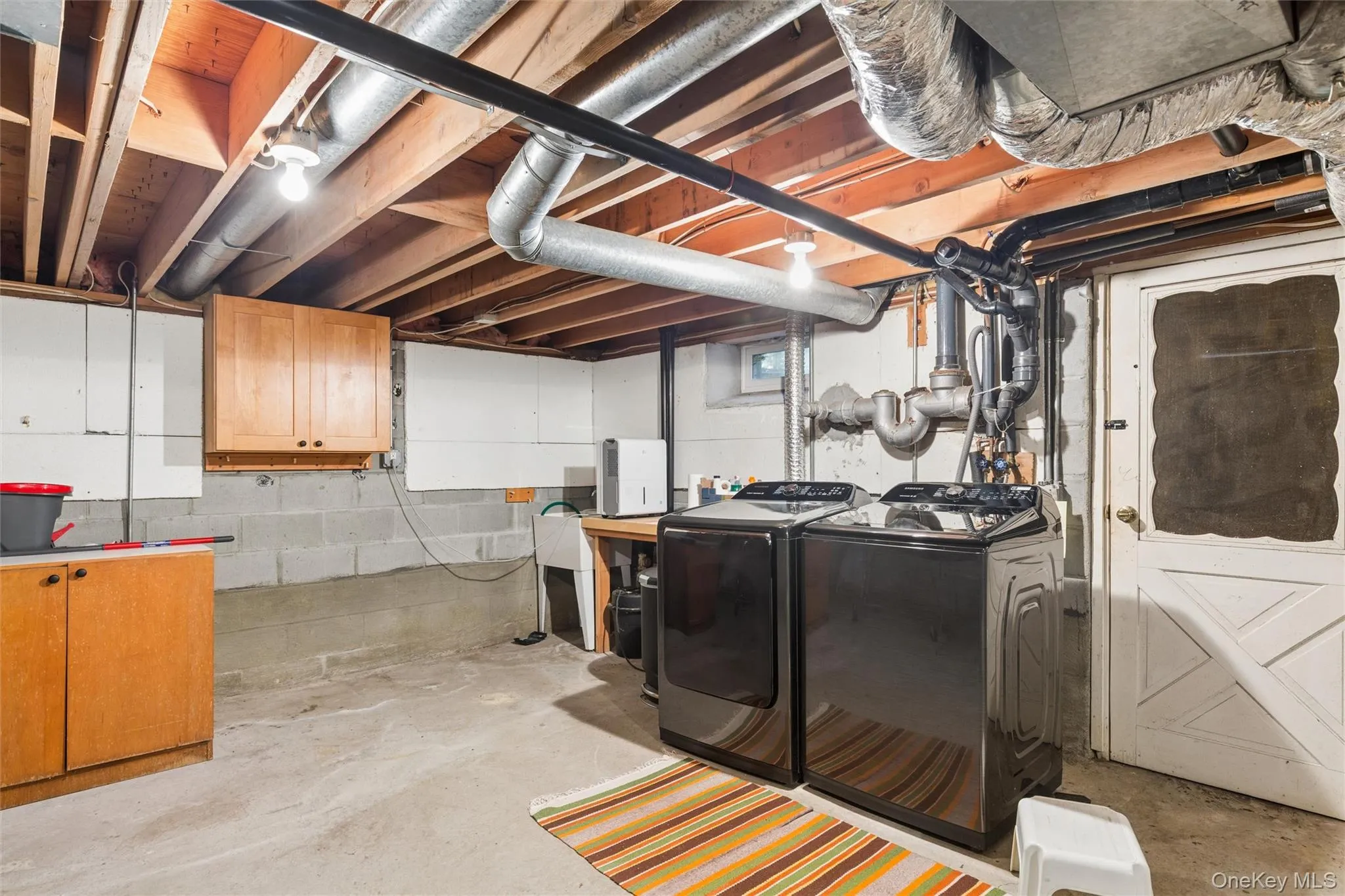 570 Hippodrome Drive, Southold, NY, 3 Bedrooms Bedrooms, 8 Rooms Rooms,2 BathroomsBathrooms,Residential Lease,For Rent,Hippodrome,0,1024990 570 Hippodrome Drive, Southold, NY, 3 Bedrooms Bedrooms, 8 Rooms Rooms,2 BathroomsBathrooms,Residential Lease,For Rent,Hippodrome,0,1024990
