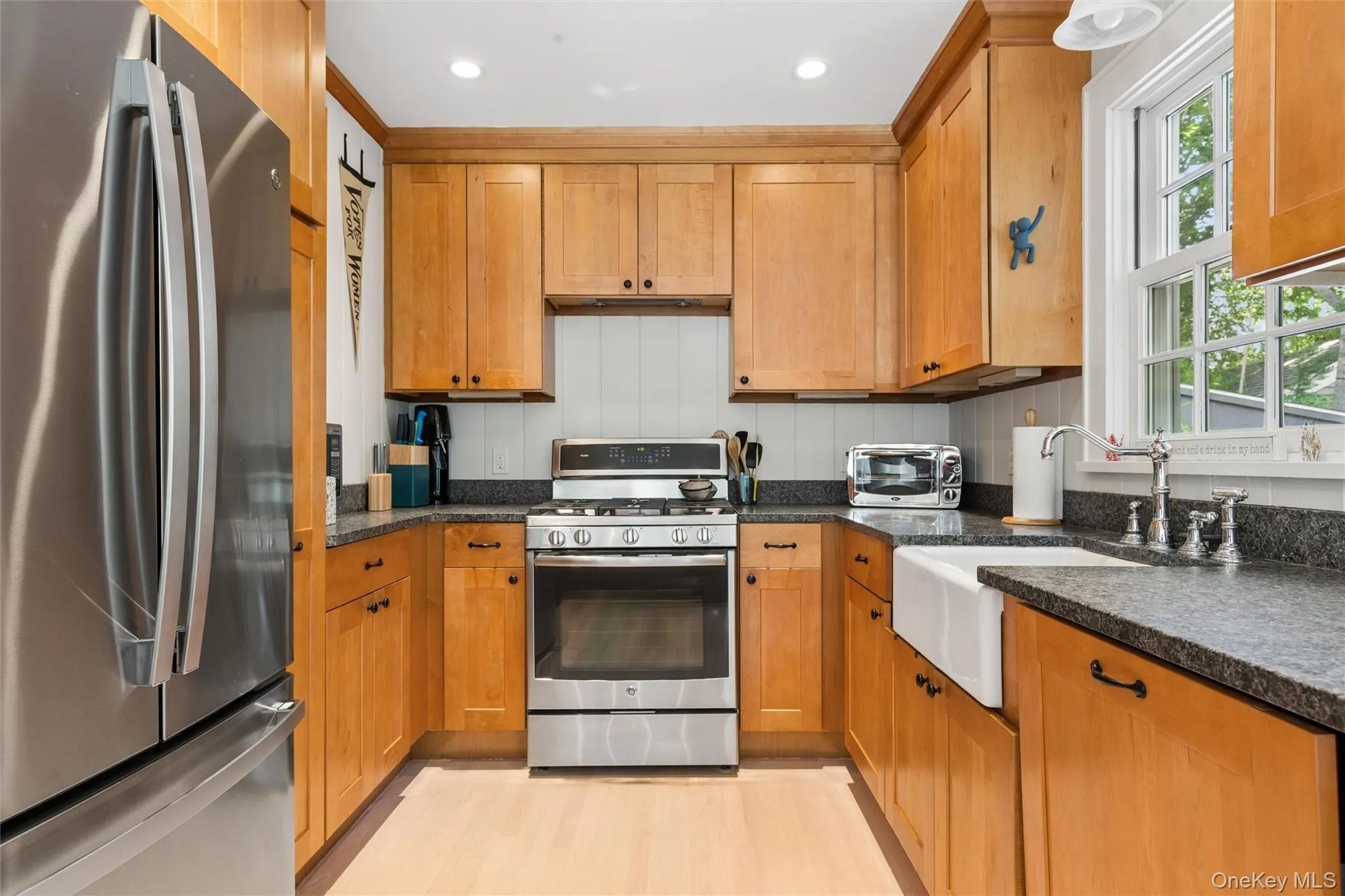 570 Hippodrome Drive, Southold, NY, 3 Bedrooms Bedrooms, 8 Rooms Rooms,2 BathroomsBathrooms,Residential Lease,For Rent,Hippodrome,0,1024990 570 Hippodrome Drive, Southold, NY, 3 Bedrooms Bedrooms, 8 Rooms Rooms,2 BathroomsBathrooms,Residential Lease,For Rent,Hippodrome,0,1024990
