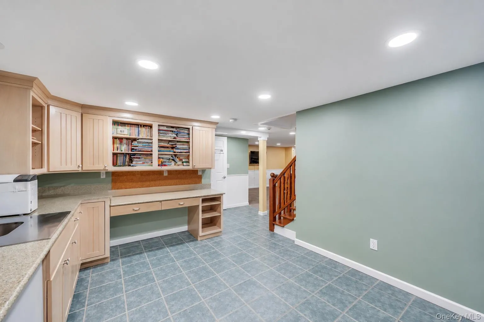 16 Ashland Avenue, North Hempstead, NY, 4 Bedrooms Bedrooms, 11 Rooms Rooms,4 BathroomsBathrooms,Residential,For Rent,Ashland,0,1024991 16 Ashland Avenue, North Hempstead, NY, 4 Bedrooms Bedrooms, 11 Rooms Rooms,4 BathroomsBathrooms,Residential,For Rent,Ashland,0,1024991