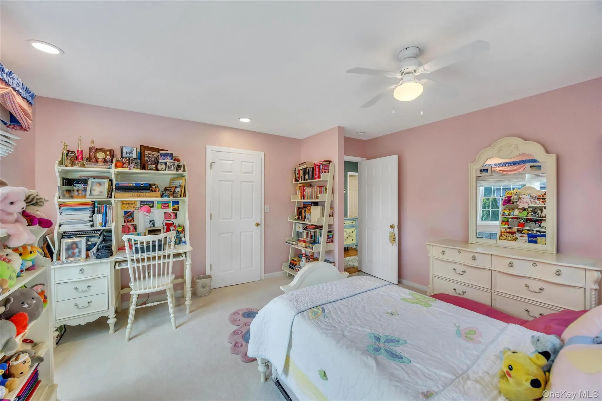 16 Ashland Avenue, North Hempstead, NY, 4 Bedrooms Bedrooms, 11 Rooms Rooms,4 BathroomsBathrooms,Residential,For Rent,Ashland,0,1024991 16 Ashland Avenue, North Hempstead, NY, 4 Bedrooms Bedrooms, 11 Rooms Rooms,4 BathroomsBathrooms,Residential,For Rent,Ashland,0,1024991