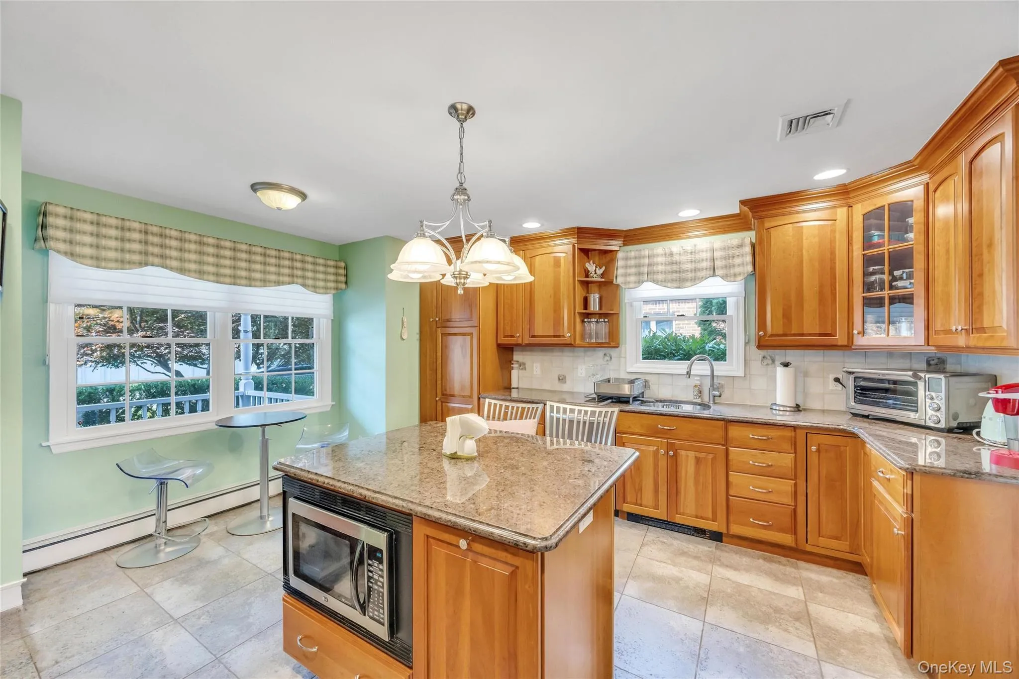 16 Ashland Avenue, North Hempstead, NY, 4 Bedrooms Bedrooms, 11 Rooms Rooms,4 BathroomsBathrooms,Residential,For Rent,Ashland,0,1024991 16 Ashland Avenue, North Hempstead, NY, 4 Bedrooms Bedrooms, 11 Rooms Rooms,4 BathroomsBathrooms,Residential,For Rent,Ashland,0,1024991