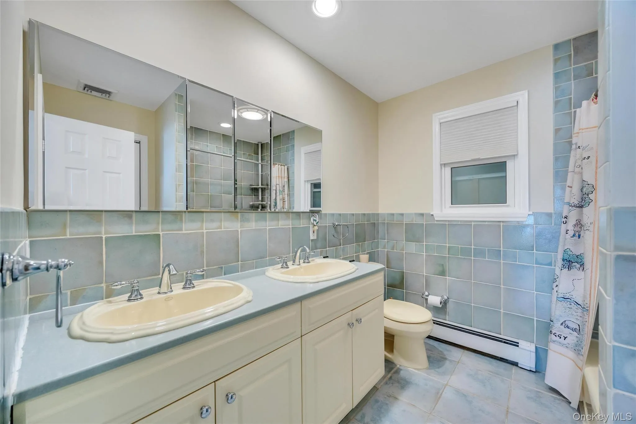 16 Ashland Avenue, North Hempstead, NY, 4 Bedrooms Bedrooms, 11 Rooms Rooms,4 BathroomsBathrooms,Residential,For Rent,Ashland,0,1024991 16 Ashland Avenue, North Hempstead, NY, 4 Bedrooms Bedrooms, 11 Rooms Rooms,4 BathroomsBathrooms,Residential,For Rent,Ashland,0,1024991