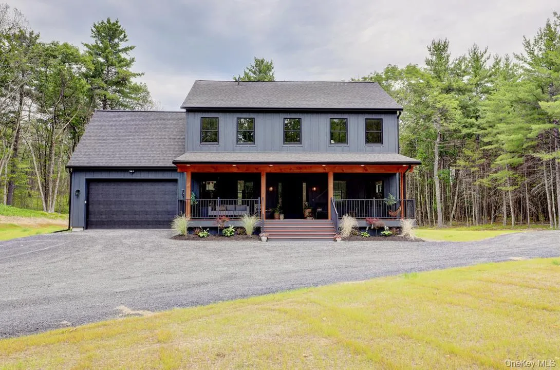 26 Victoria Lane, Rochester, NY, 4 Bedrooms Bedrooms, 12 Rooms Rooms,2 BathroomsBathrooms,Residential,For Rent,Victoria,0,1024995 26 Victoria Lane, Rochester, NY, 4 Bedrooms Bedrooms, 12 Rooms Rooms,2 BathroomsBathrooms,Residential,For Rent,Victoria,0,1024995