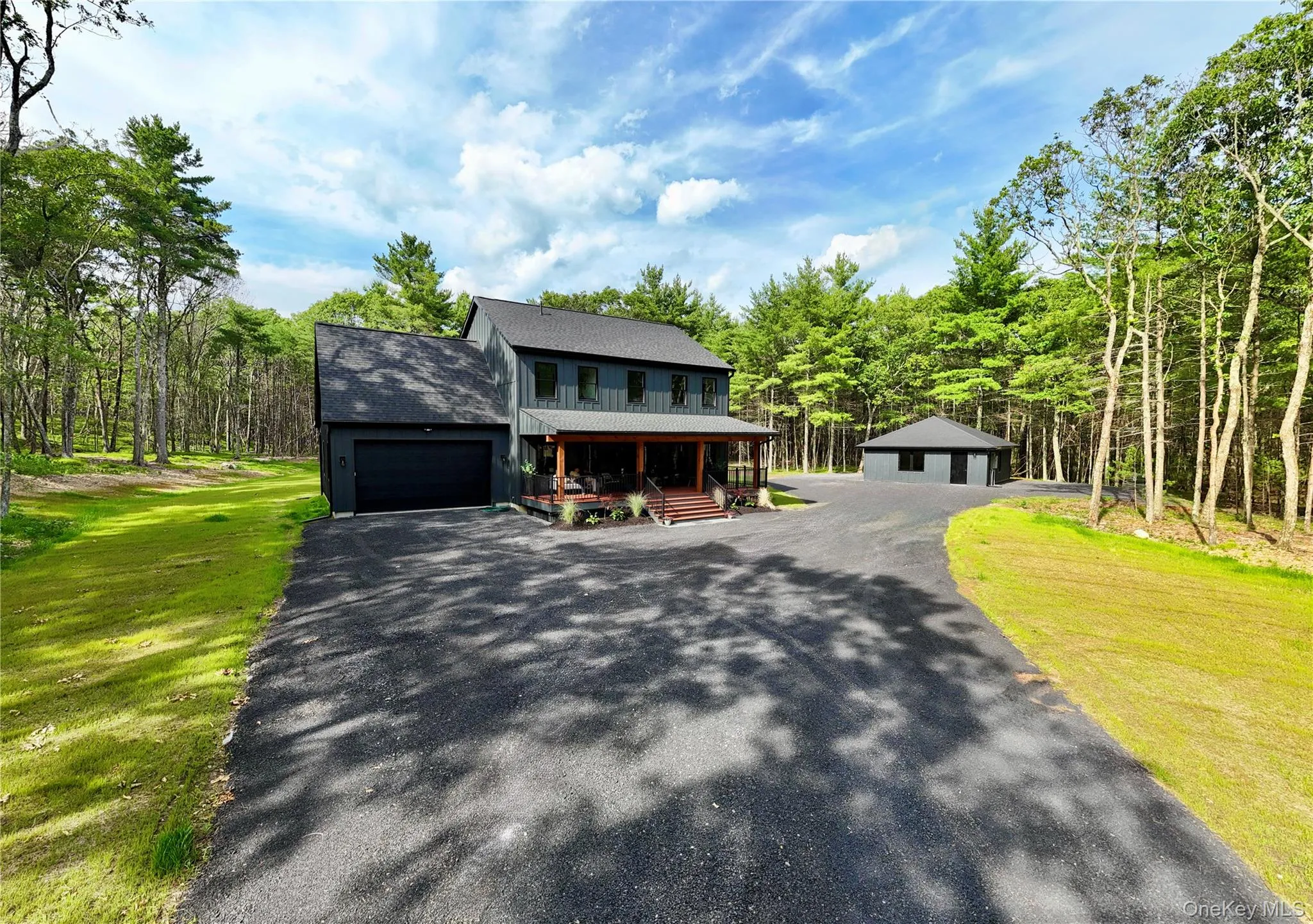 26 Victoria Lane, Rochester, NY, 4 Bedrooms Bedrooms, 12 Rooms Rooms,2 BathroomsBathrooms,Residential,For Rent,Victoria,0,1024995 26 Victoria Lane, Rochester, NY, 4 Bedrooms Bedrooms, 12 Rooms Rooms,2 BathroomsBathrooms,Residential,For Rent,Victoria,0,1024995