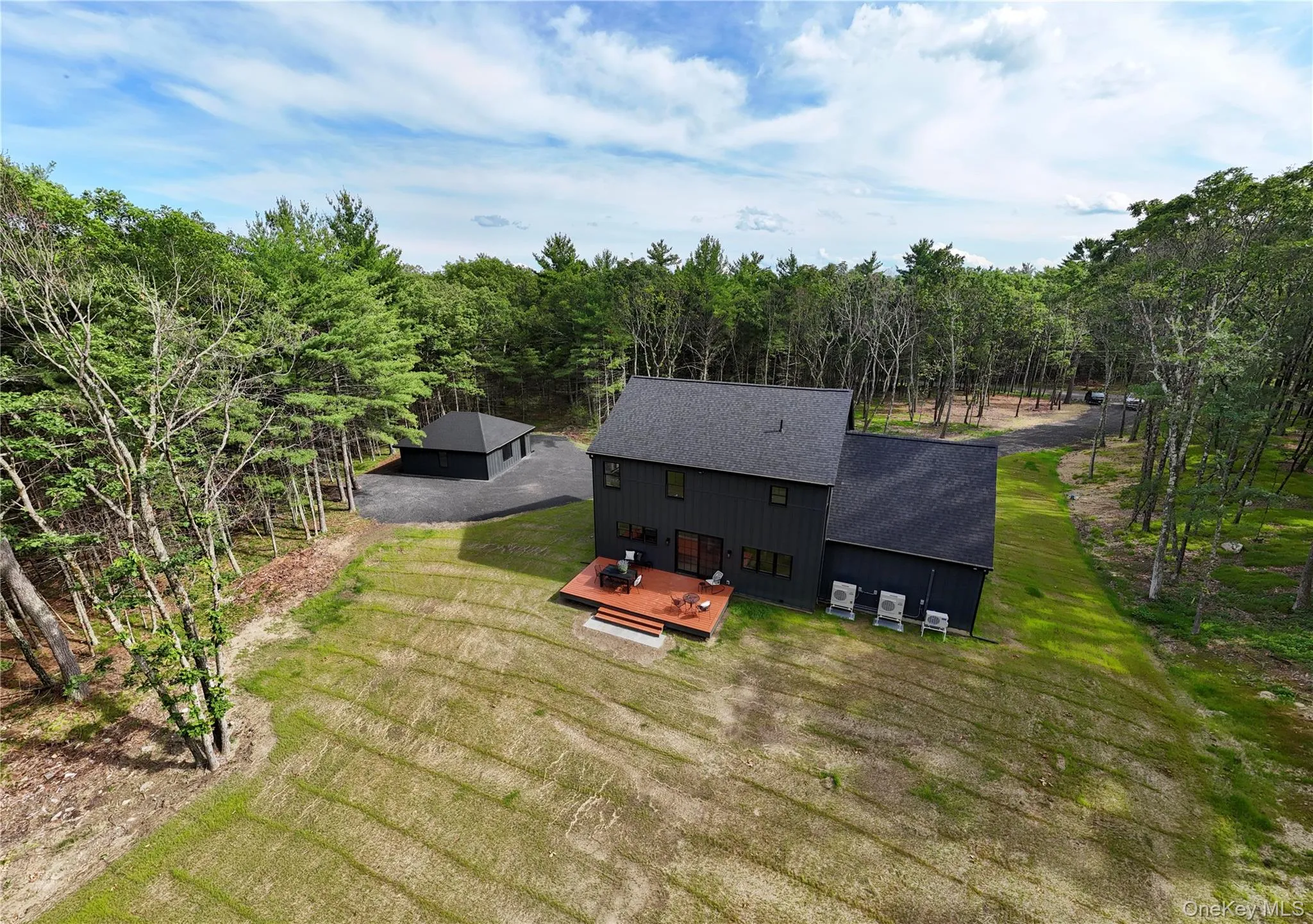 26 Victoria Lane, Rochester, NY, 4 Bedrooms Bedrooms, 12 Rooms Rooms,2 BathroomsBathrooms,Residential,For Rent,Victoria,0,1024995 26 Victoria Lane, Rochester, NY, 4 Bedrooms Bedrooms, 12 Rooms Rooms,2 BathroomsBathrooms,Residential,For Rent,Victoria,0,1024995