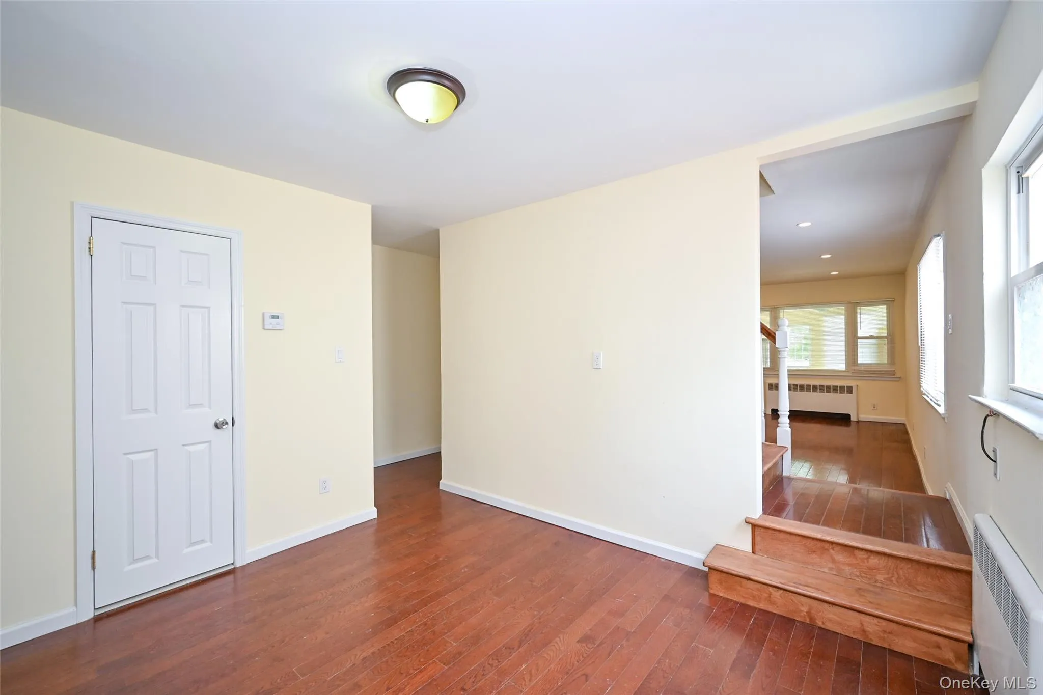 137-10 64th Road, New York, NY, 3 Bedrooms Bedrooms, 9 Rooms Rooms,2 BathroomsBathrooms,Residential,For Rent,64th,0,1024996 137-10 64th Road, New York, NY, 3 Bedrooms Bedrooms, 9 Rooms Rooms,2 BathroomsBathrooms,Residential,For Rent,64th,0,1024996