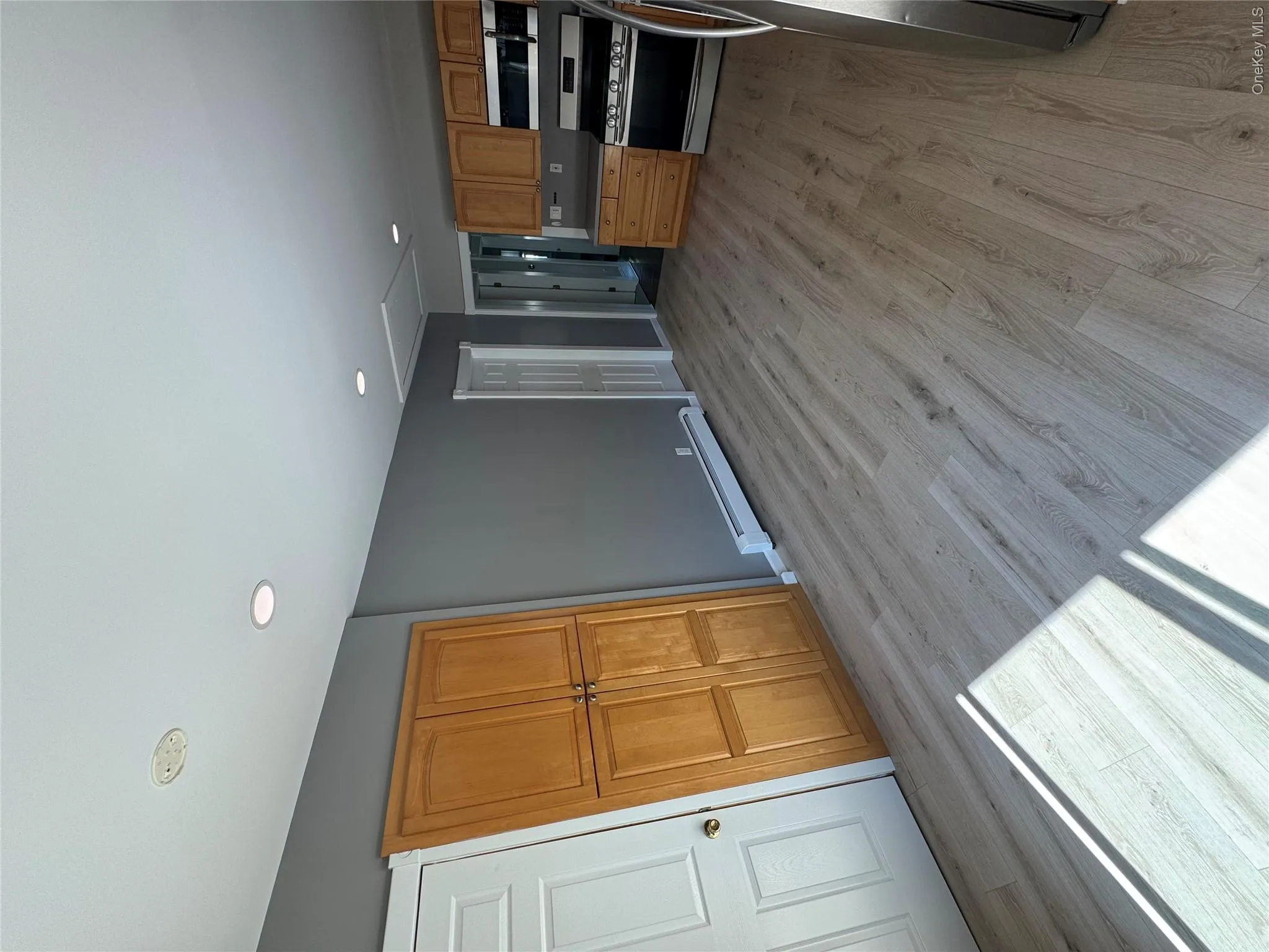 62 Willett Avenue, Islip, NY, 2 Bedrooms Bedrooms, 4 Rooms Rooms,1 BathroomBathrooms,Residential,For Rent,Willett,0,1025003 62 Willett Avenue, Islip, NY, 2 Bedrooms Bedrooms, 4 Rooms Rooms,1 BathroomBathrooms,Residential,For Rent,Willett,0,1025003
