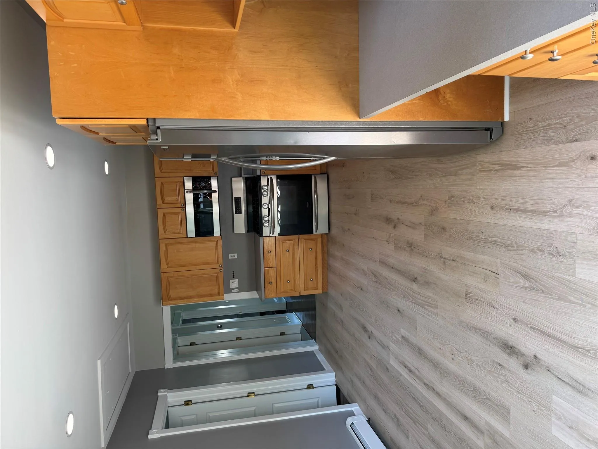62 Willett Avenue, Islip, NY, 2 Bedrooms Bedrooms, 4 Rooms Rooms,1 BathroomBathrooms,Residential,For Rent,Willett,0,1025003 62 Willett Avenue, Islip, NY, 2 Bedrooms Bedrooms, 4 Rooms Rooms,1 BathroomBathrooms,Residential,For Rent,Willett,0,1025003
