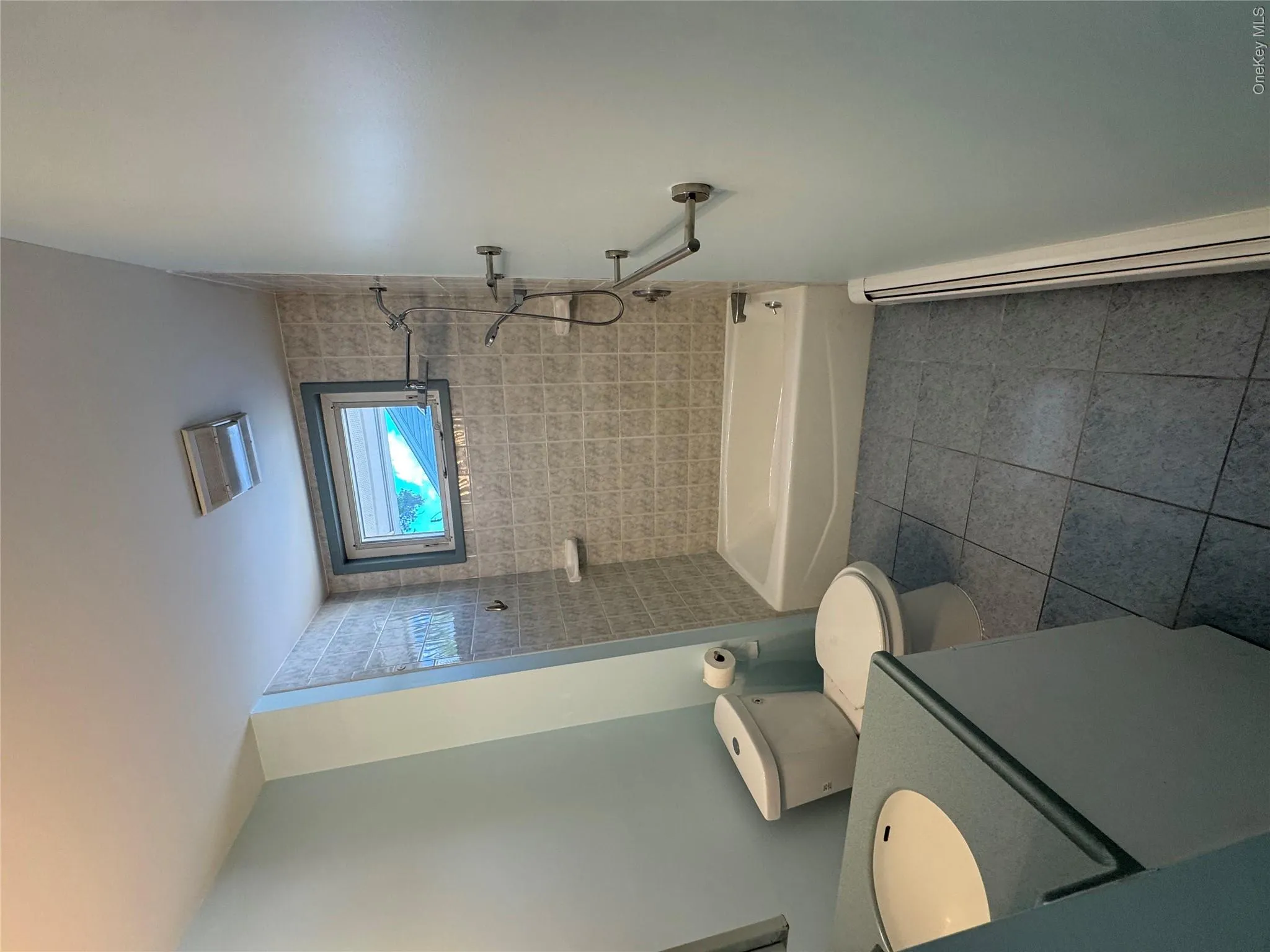 62 Willett Avenue, Islip, NY, 2 Bedrooms Bedrooms, 4 Rooms Rooms,1 BathroomBathrooms,Residential,For Rent,Willett,0,1025003 62 Willett Avenue, Islip, NY, 2 Bedrooms Bedrooms, 4 Rooms Rooms,1 BathroomBathrooms,Residential,For Rent,Willett,0,1025003