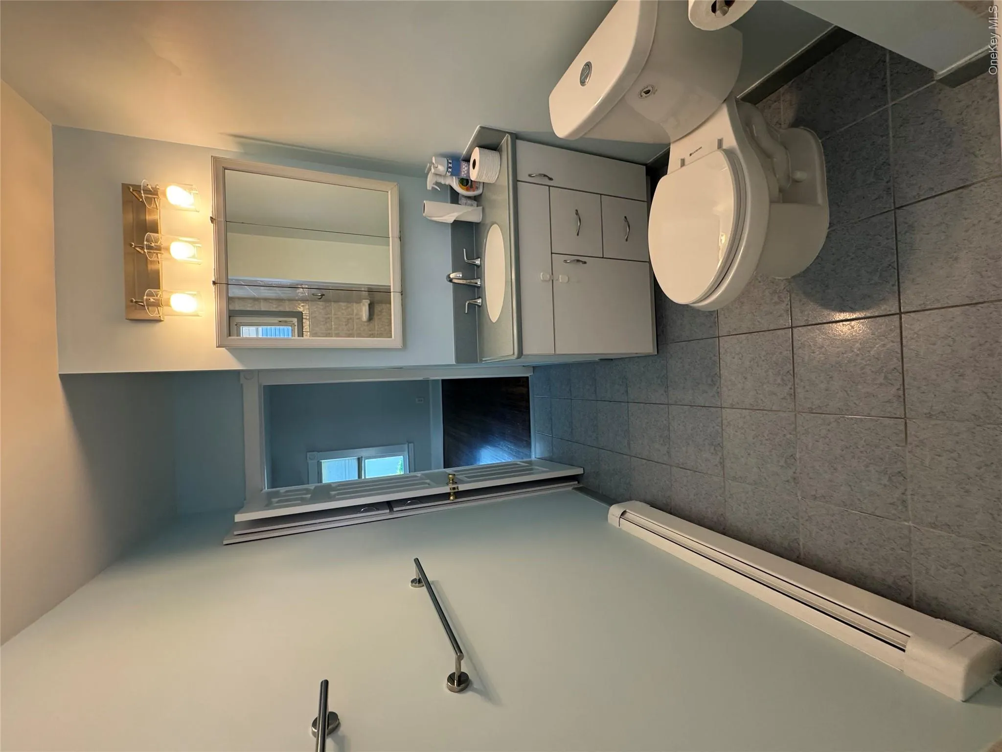 62 Willett Avenue, Islip, NY, 2 Bedrooms Bedrooms, 4 Rooms Rooms,1 BathroomBathrooms,Residential,For Rent,Willett,0,1025003 62 Willett Avenue, Islip, NY, 2 Bedrooms Bedrooms, 4 Rooms Rooms,1 BathroomBathrooms,Residential,For Rent,Willett,0,1025003