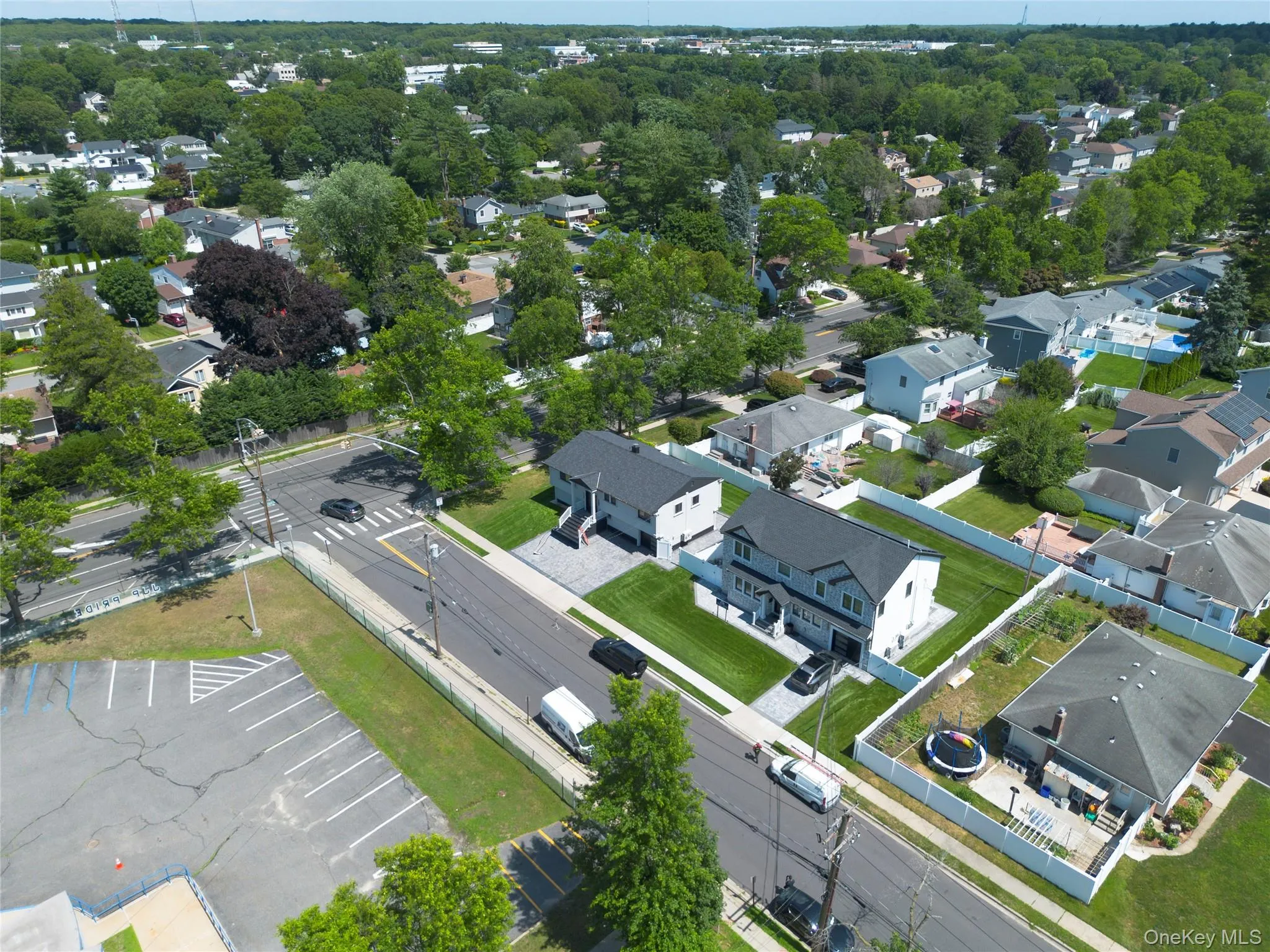 274 Central Park Road, Oyster Bay, NY, 5 Bedrooms Bedrooms, 11 Rooms Rooms,3 BathroomsBathrooms,Residential,For Rent,Central Park,0,1025004 274 Central Park Road, Oyster Bay, NY, 5 Bedrooms Bedrooms, 11 Rooms Rooms,3 BathroomsBathrooms,Residential,For Rent,Central Park,0,1025004