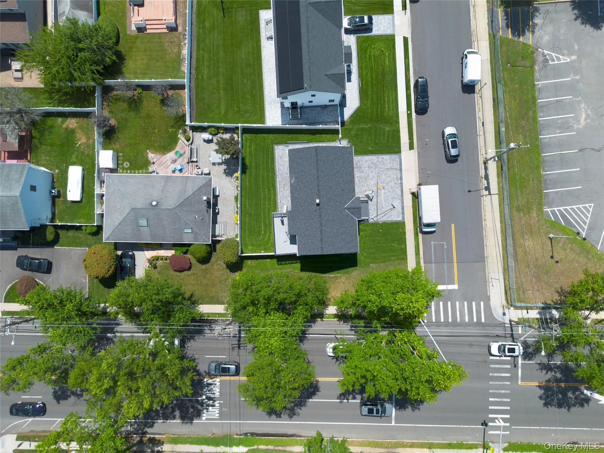 274 Central Park Road, Oyster Bay, NY, 5 Bedrooms Bedrooms, 11 Rooms Rooms,3 BathroomsBathrooms,Residential,For Rent,Central Park,0,1025004 274 Central Park Road, Oyster Bay, NY, 5 Bedrooms Bedrooms, 11 Rooms Rooms,3 BathroomsBathrooms,Residential,For Rent,Central Park,0,1025004