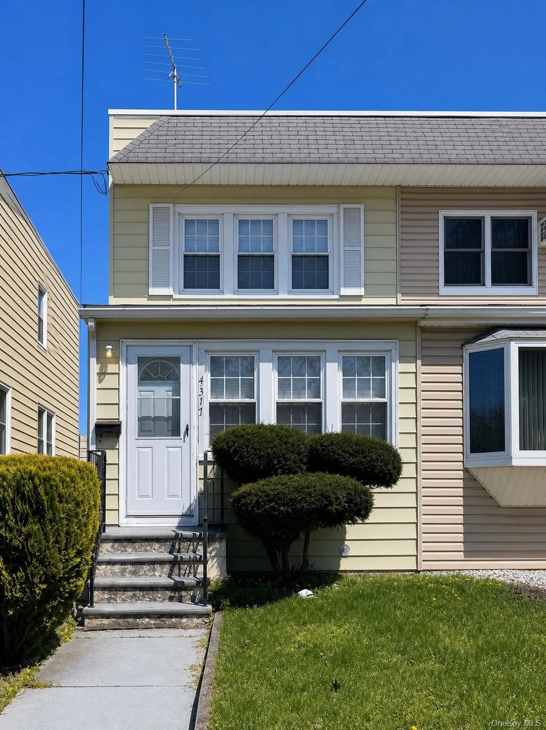 4317 249th Street, New York, NY, 3 Bedrooms Bedrooms, 6 Rooms Rooms,1 BathroomBathrooms,Residential Lease,For Rent,249th,0,1025006 4317 249th Street, New York, NY, 3 Bedrooms Bedrooms, 6 Rooms Rooms,1 BathroomBathrooms,Residential Lease,For Rent,249th,0,1025006
