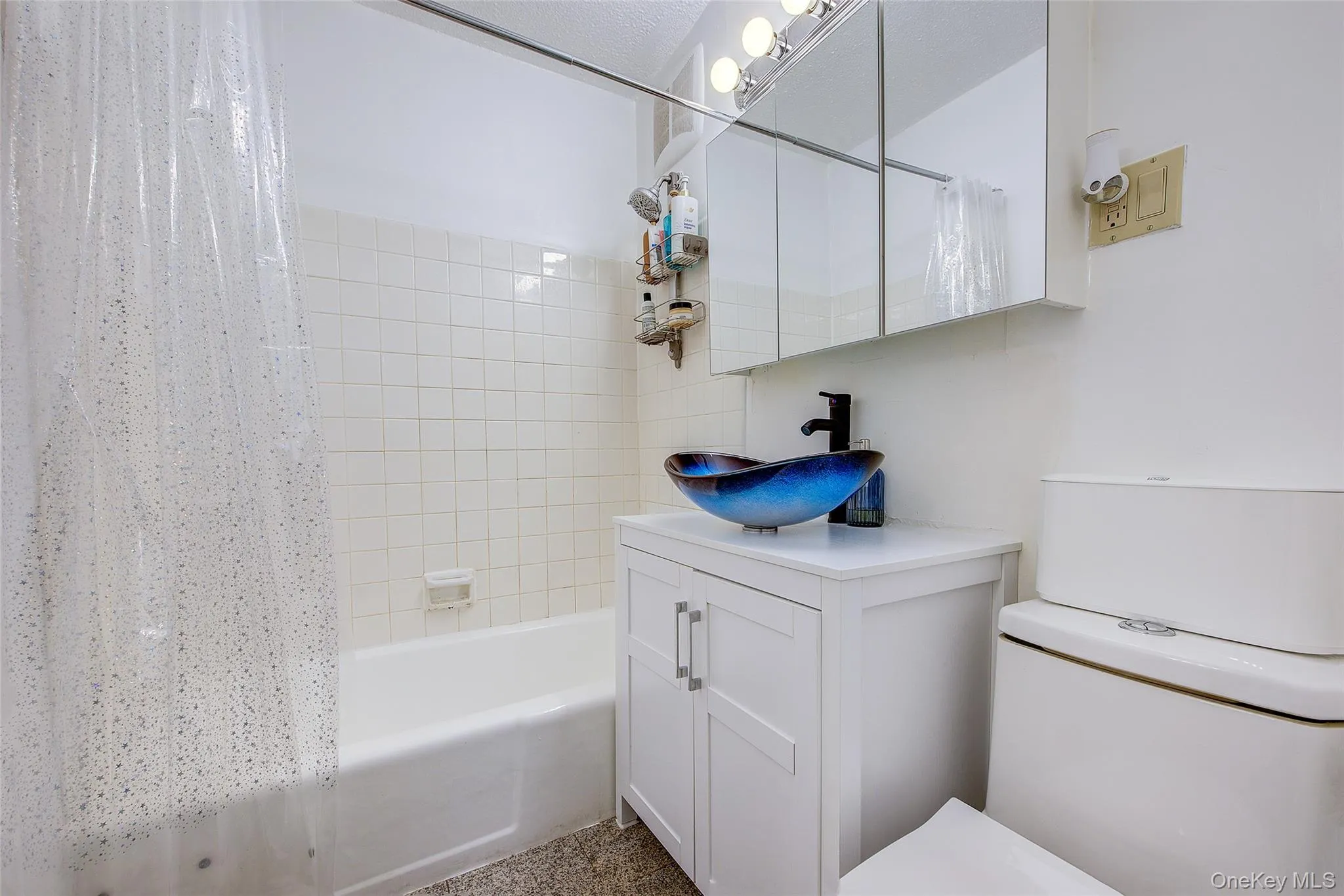 118-17 Union Turnpike, New York, NY, 3 Rooms Rooms,1 BathroomBathrooms,Residential,For Rent,Union,0,1025007 118-17 Union Turnpike, New York, NY, 3 Rooms Rooms,1 BathroomBathrooms,Residential,For Rent,Union,0,1025007