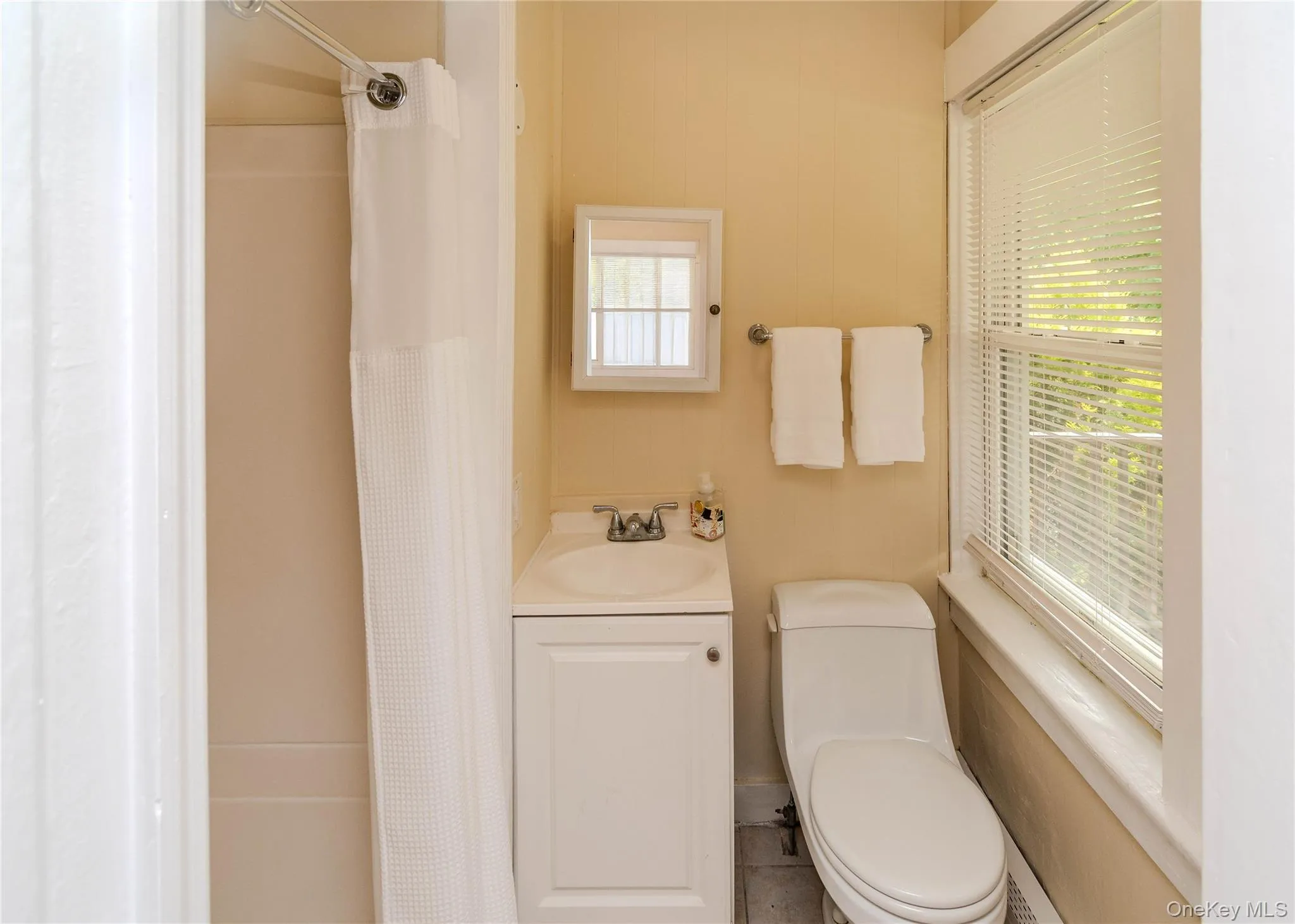 2nd photo of studio bath 2nd photo of studio bath