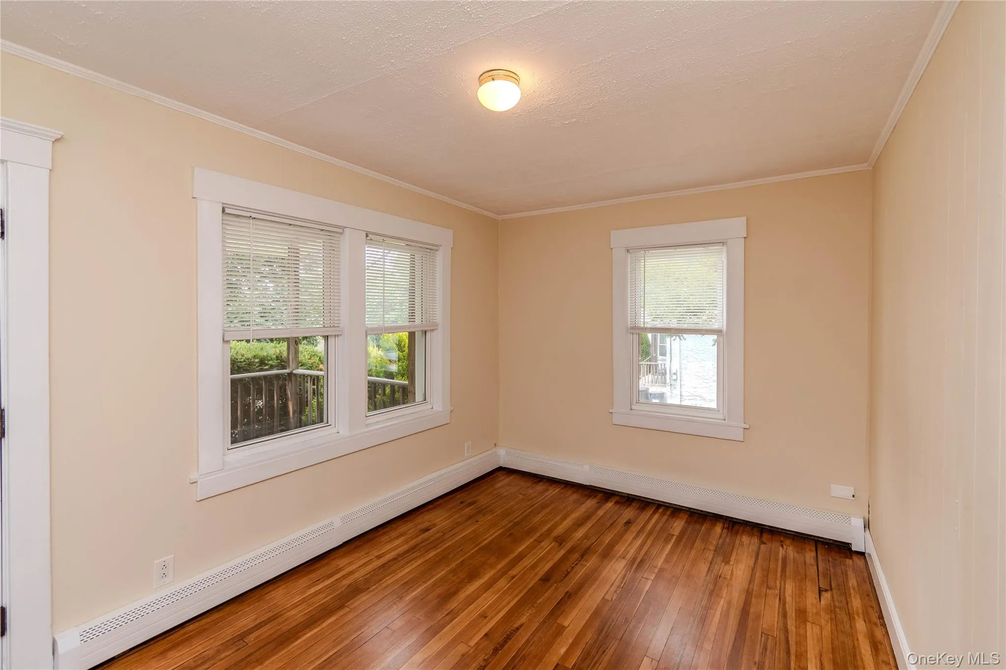 Studio room with hardwood floors Studio room with hardwood floors