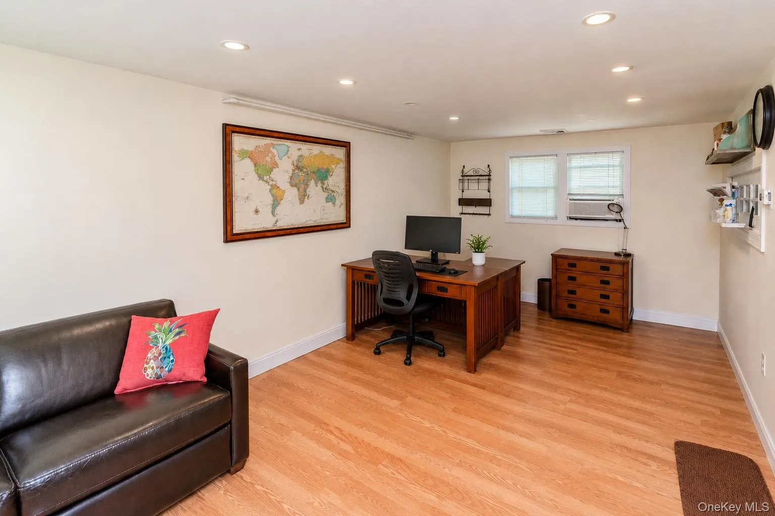 382 Main Street, Yorktown, NY, 3 Bedrooms Bedrooms, 5 Rooms Rooms,2 BathroomsBathrooms,Residential,For Rent,Main,0,1025008 382 Main Street, Yorktown, NY, 3 Bedrooms Bedrooms, 5 Rooms Rooms,2 BathroomsBathrooms,Residential,For Rent,Main,0,1025008