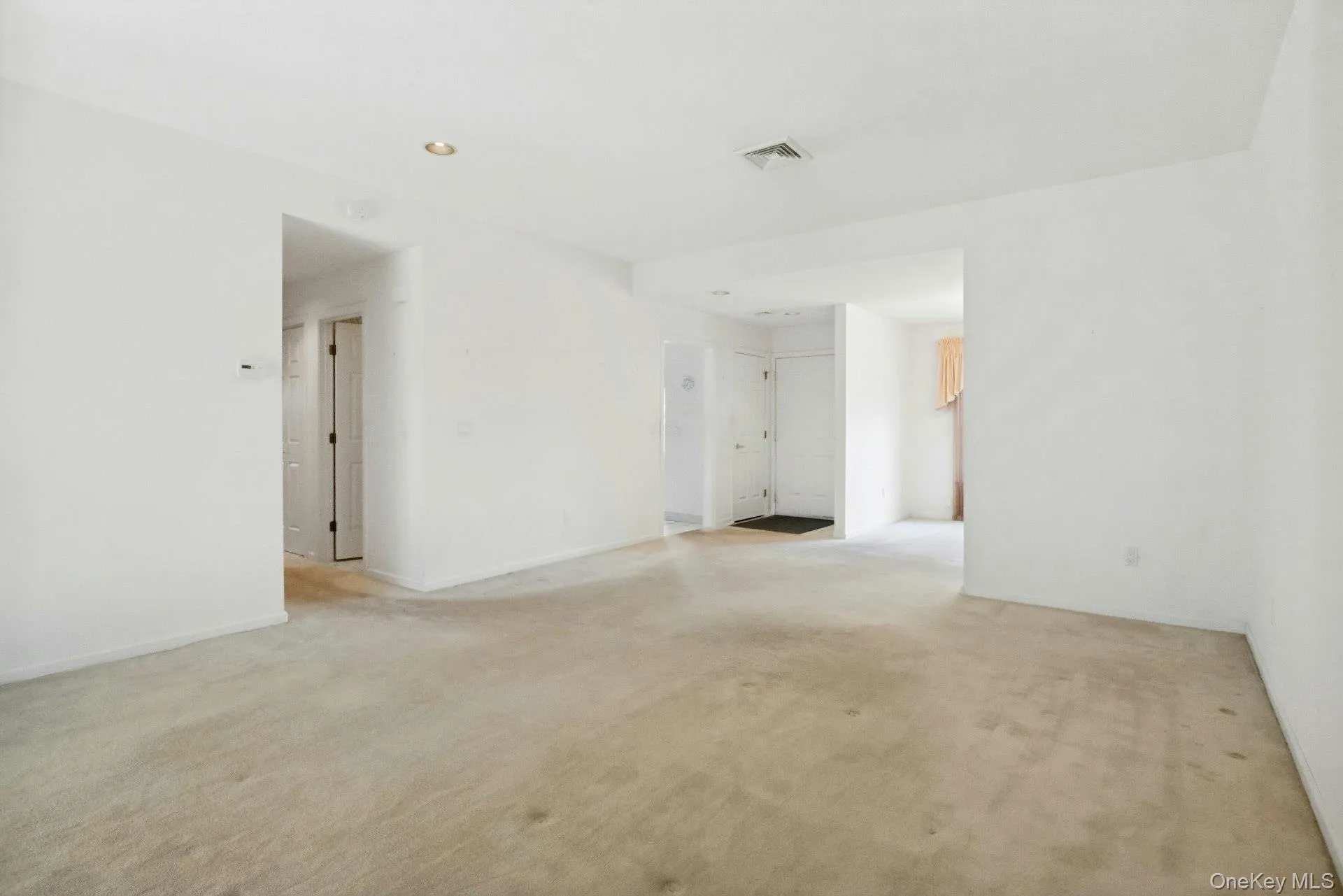 Showing lots of wall space, entry to hall & Hall/guest bathroom with shower. Showing lots of wall space, entry to hall & Hall/guest bathroom with shower.