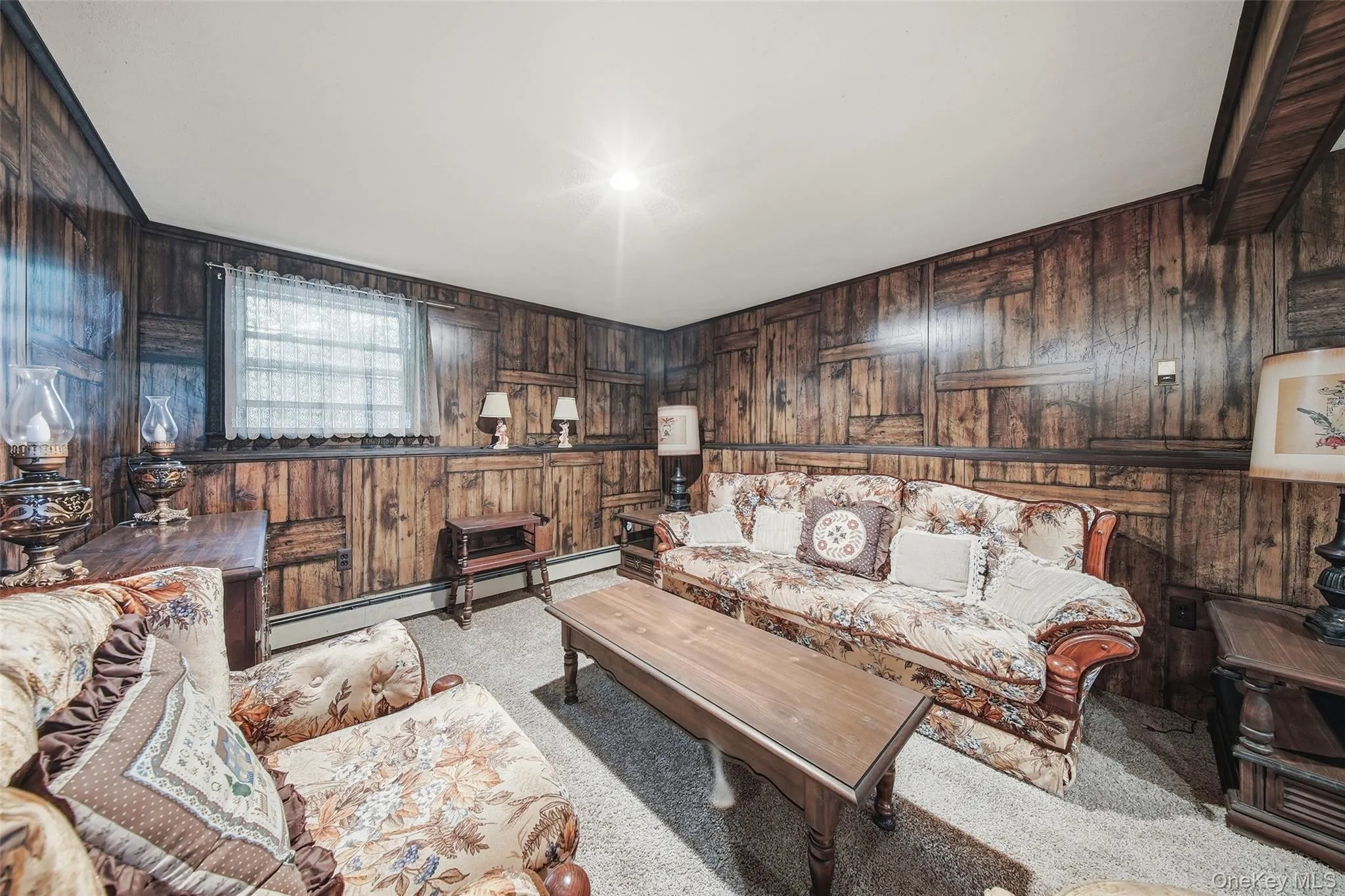 84 Railroad Avenue, Fallsburg, NY, 3 Bedrooms Bedrooms, 5 Rooms Rooms,1 BathroomBathrooms,Residential,For Rent,Railroad,0,1025011 84 Railroad Avenue, Fallsburg, NY, 3 Bedrooms Bedrooms, 5 Rooms Rooms,1 BathroomBathrooms,Residential,For Rent,Railroad,0,1025011