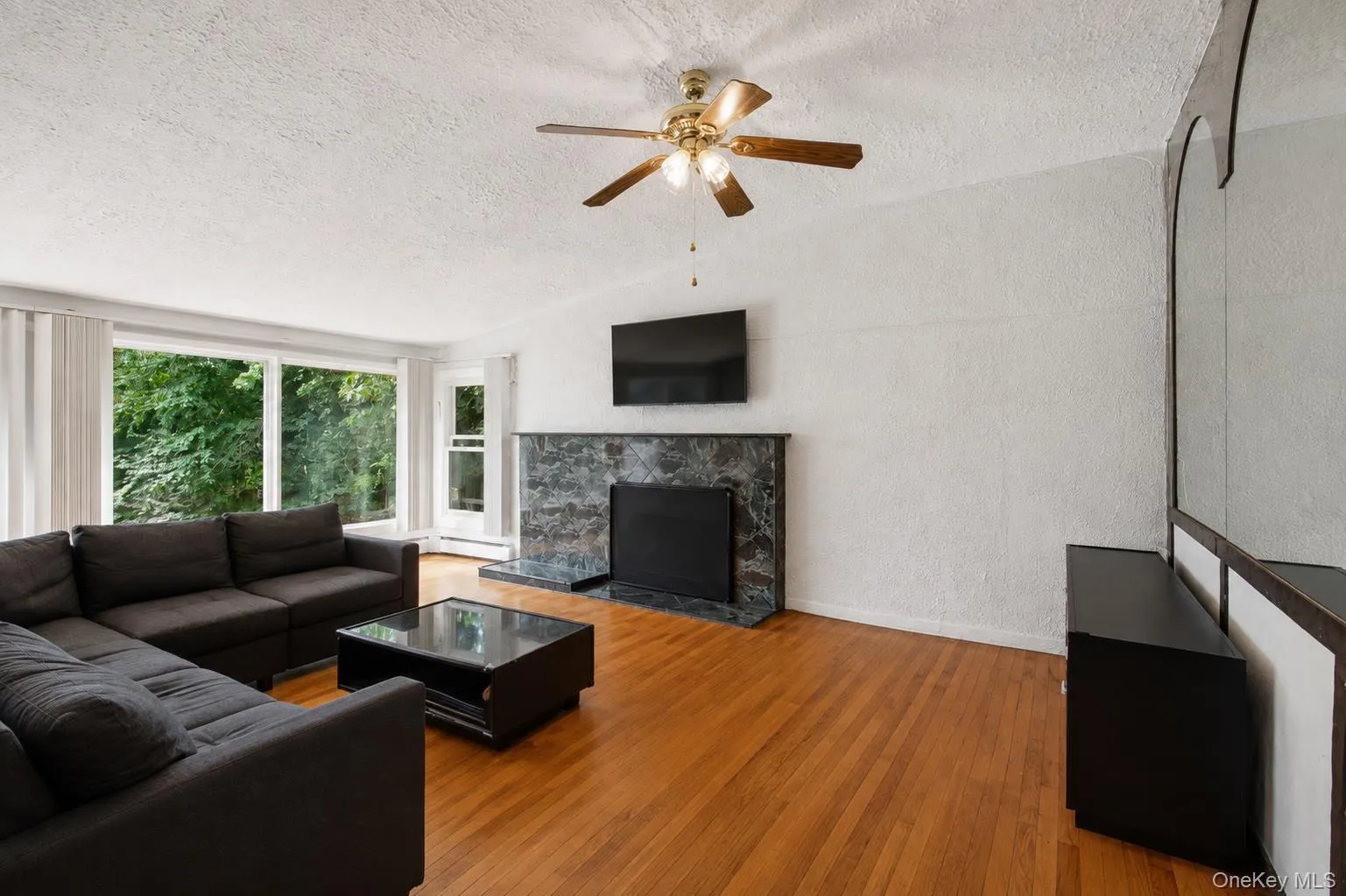 25 Chatham Terrace, Yonkers, NY, 4 Bedrooms Bedrooms, 6 Rooms Rooms,1 BathroomBathrooms,Residential,For Rent,Chatham,0,1025013 25 Chatham Terrace, Yonkers, NY, 4 Bedrooms Bedrooms, 6 Rooms Rooms,1 BathroomBathrooms,Residential,For Rent,Chatham,0,1025013